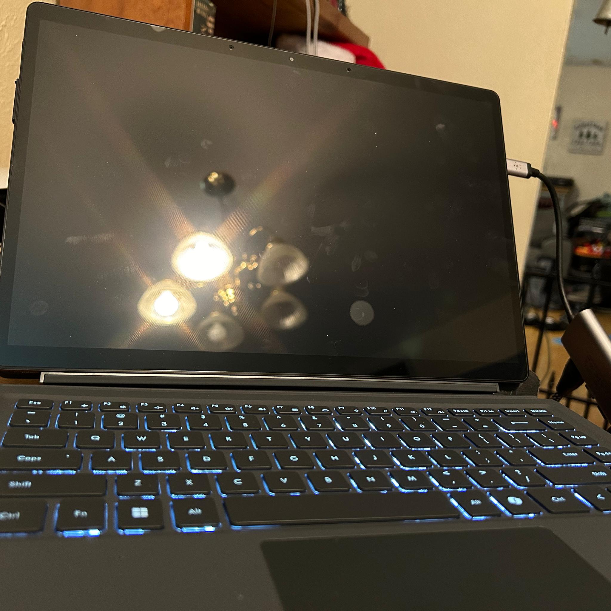 minisforum v3 3-1 tablet pc