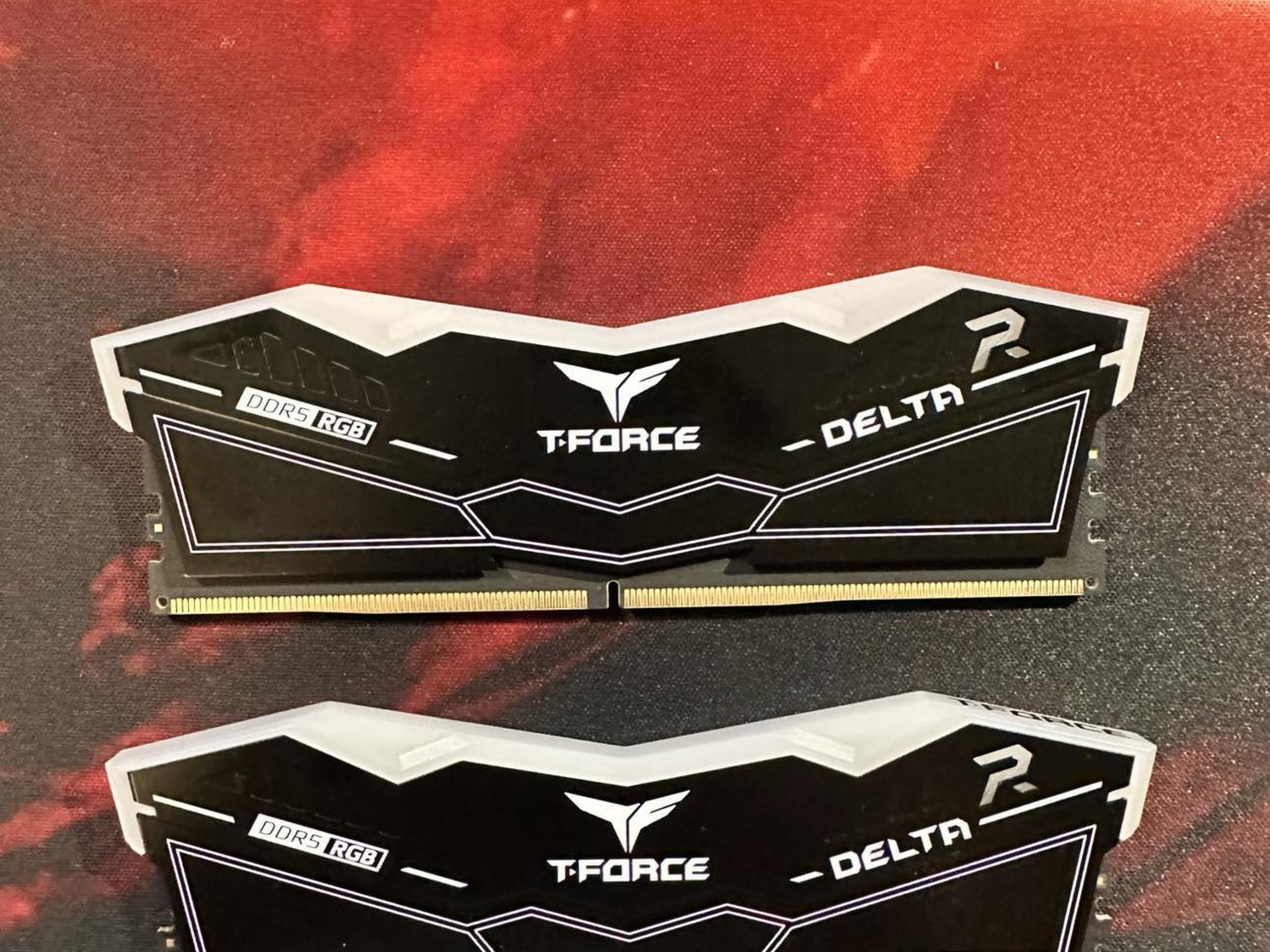 T-Force Delta RGB 32GB (2x16GB) DDR5 CL30/6000