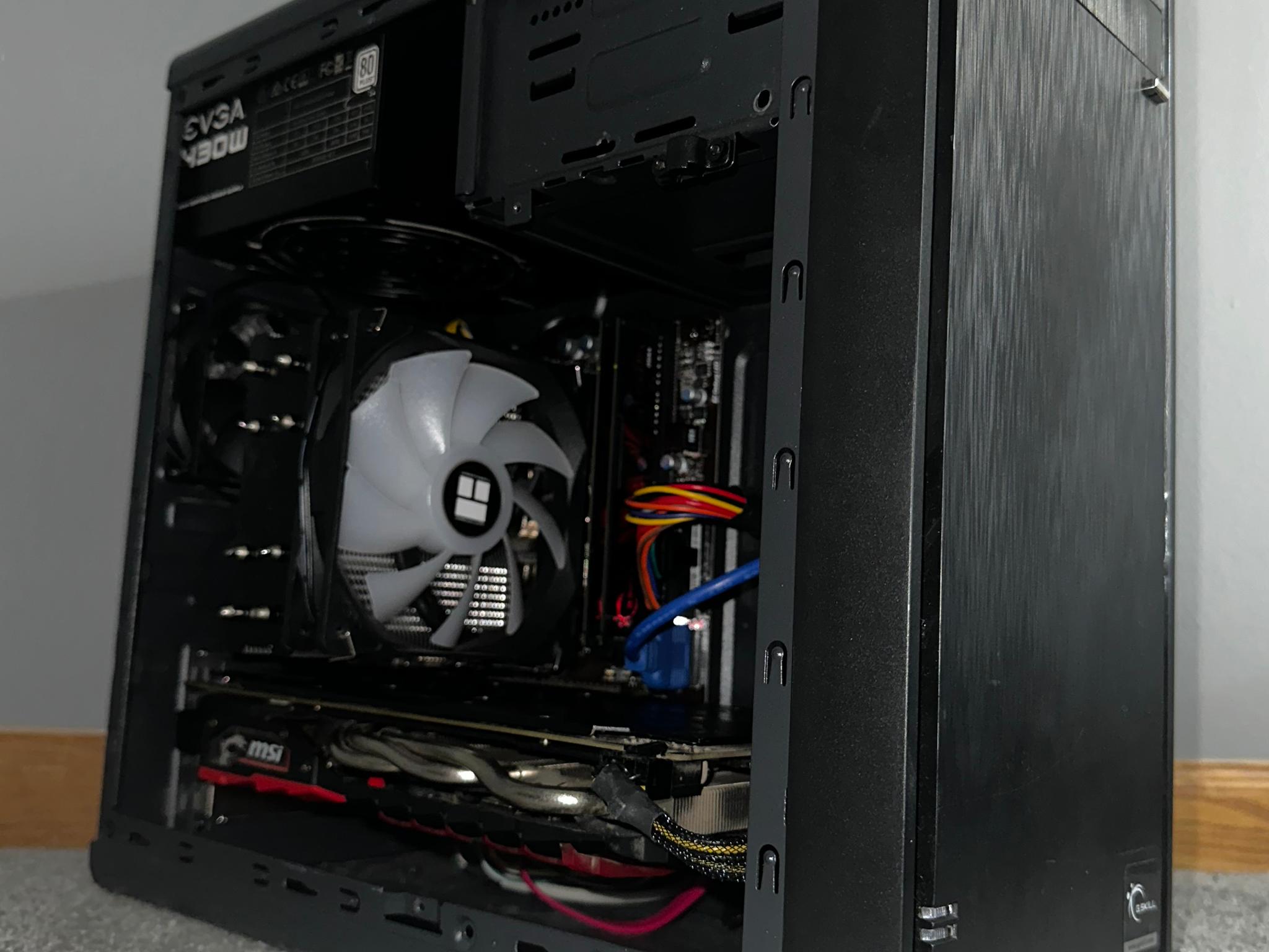 Amazing Budget Gaming PC🤑🔥 (RX 580)