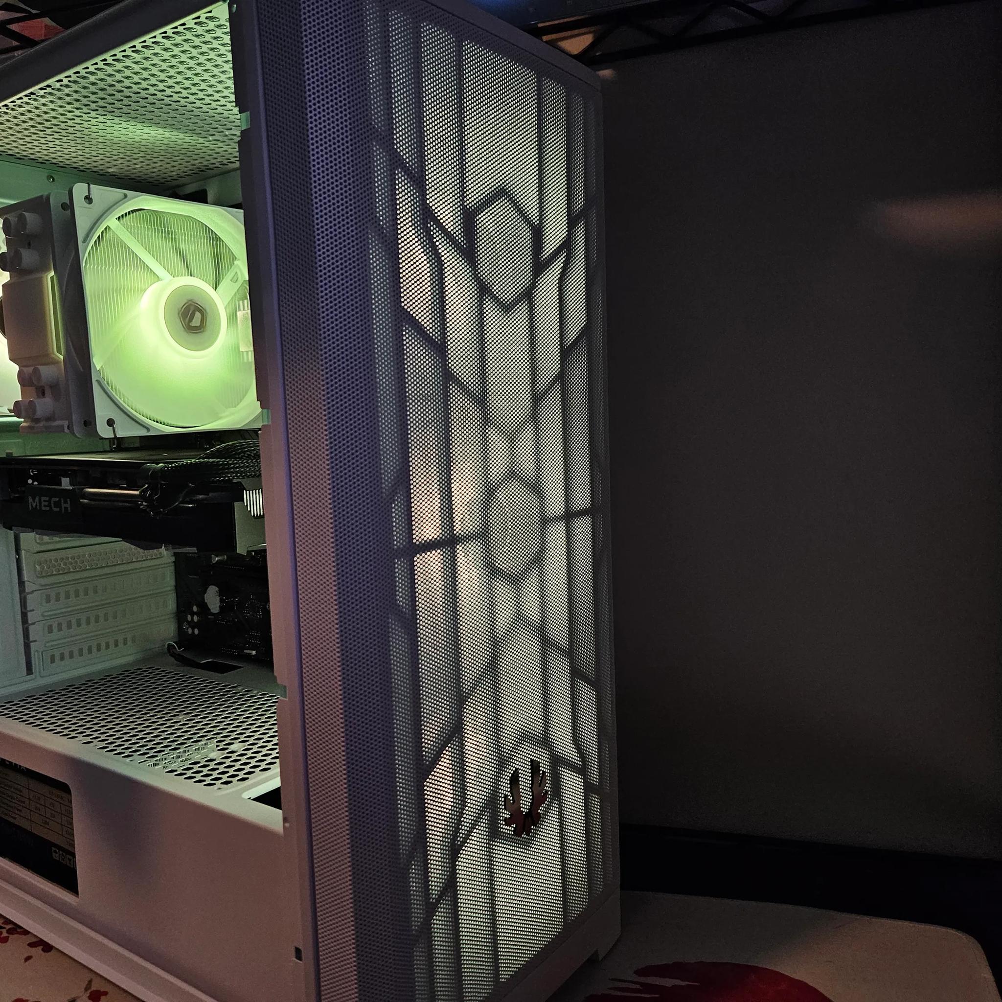 END OF SUMMER SALE! Gaming Rig Ryzen 5 / 32GB DDR4/ 1TB SSD / RX 6600