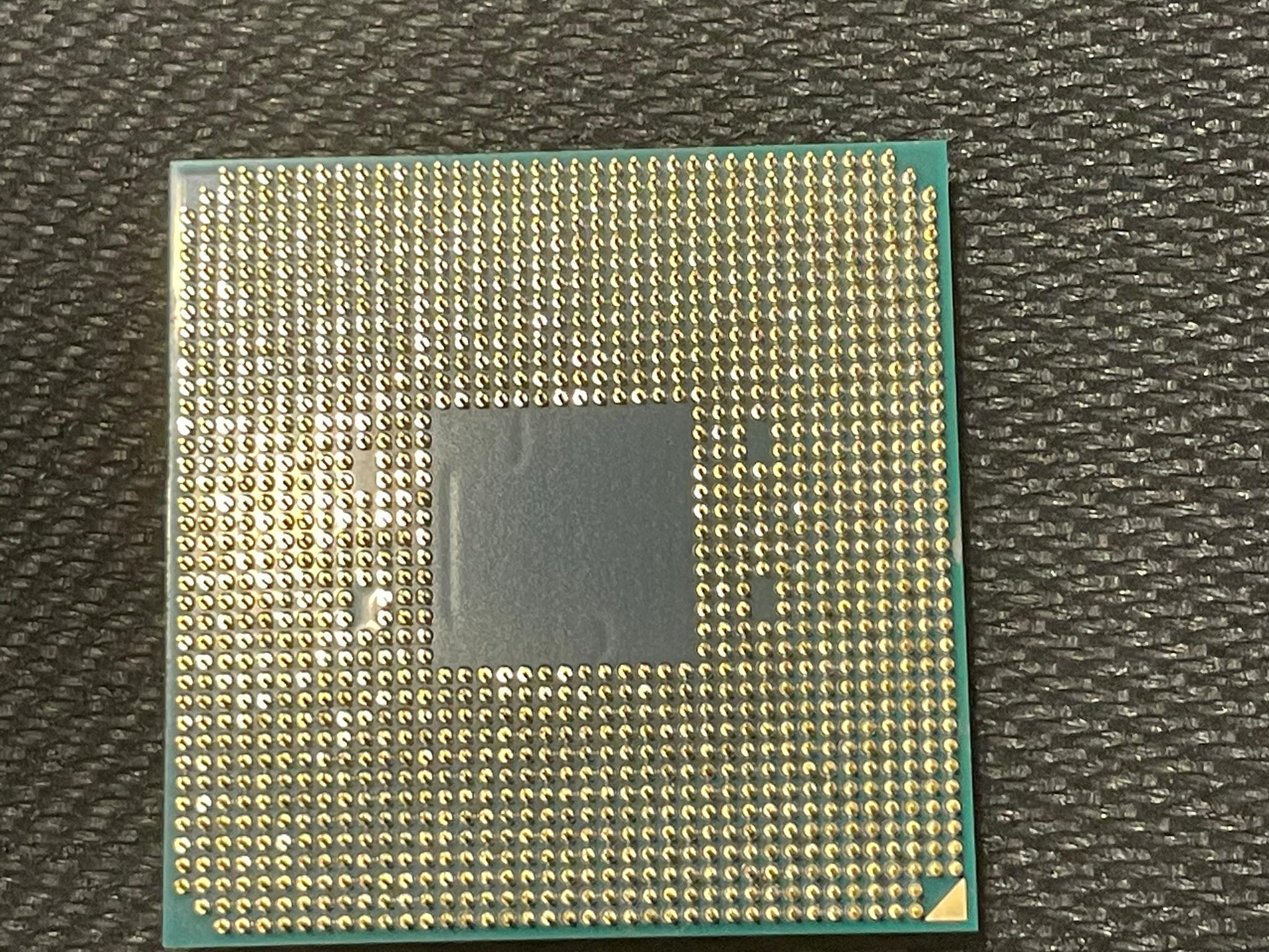 AMD Ryzen 3 2200GE PRO (4-Core, 4-Thread)