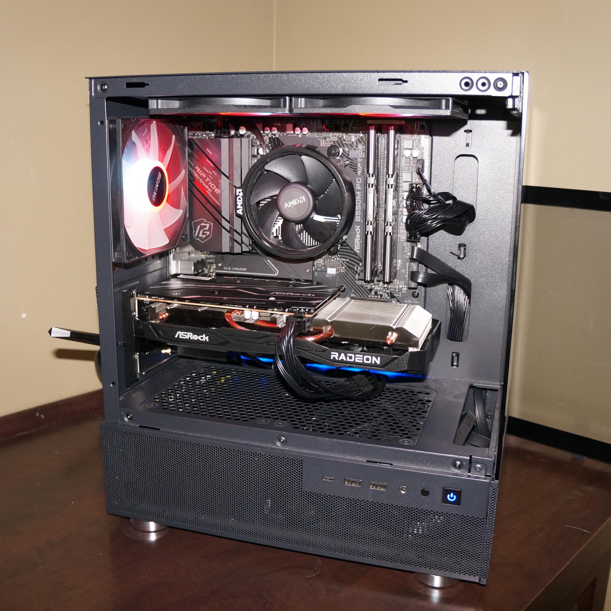 AMD 5500/ RX 6600/ 16GB DDR4/ WD 1TB NVME/ mATX RGB/ Win 11 Home License