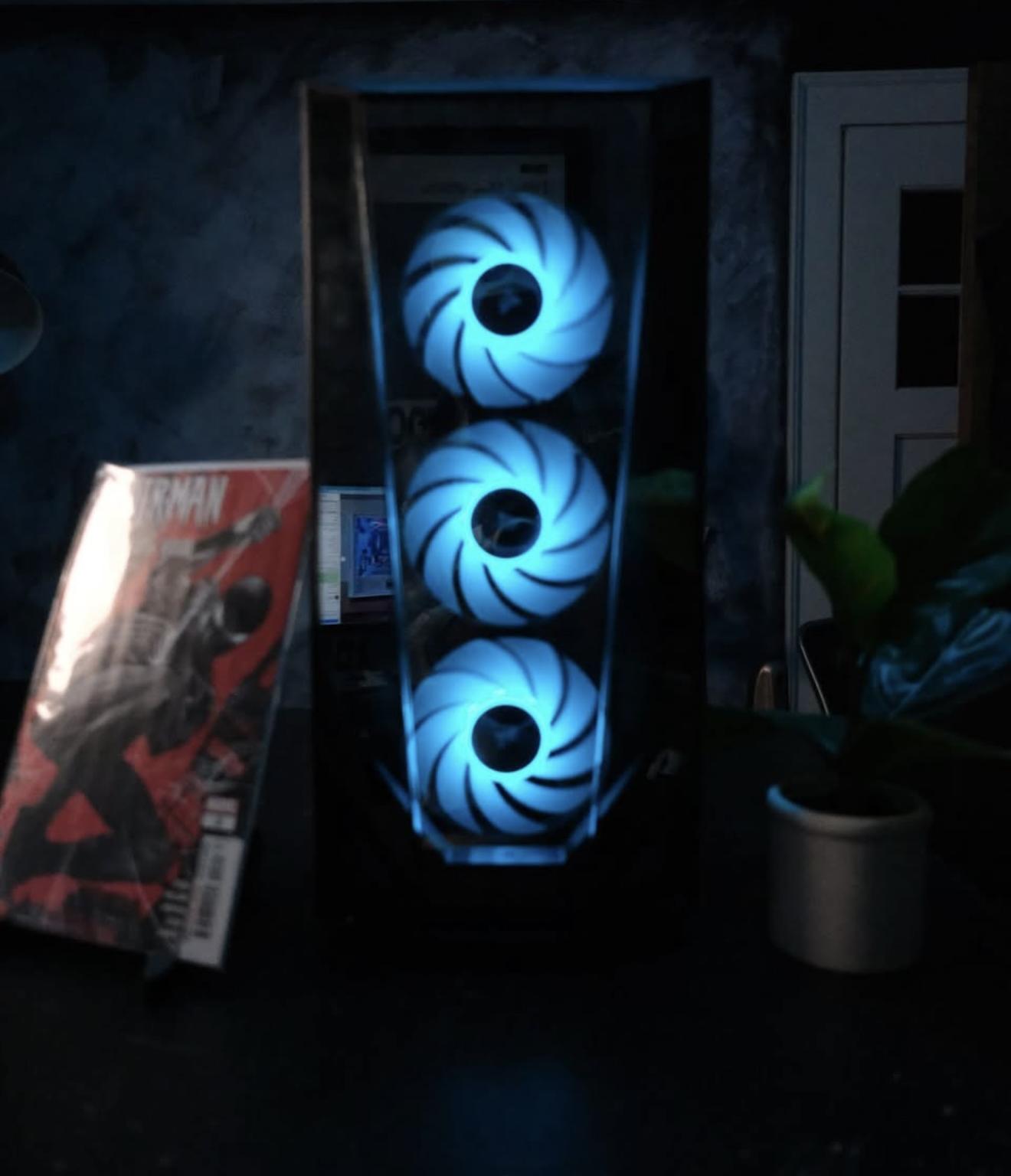 WONDERFUL Black and White spider-Man RGB Gaming PC