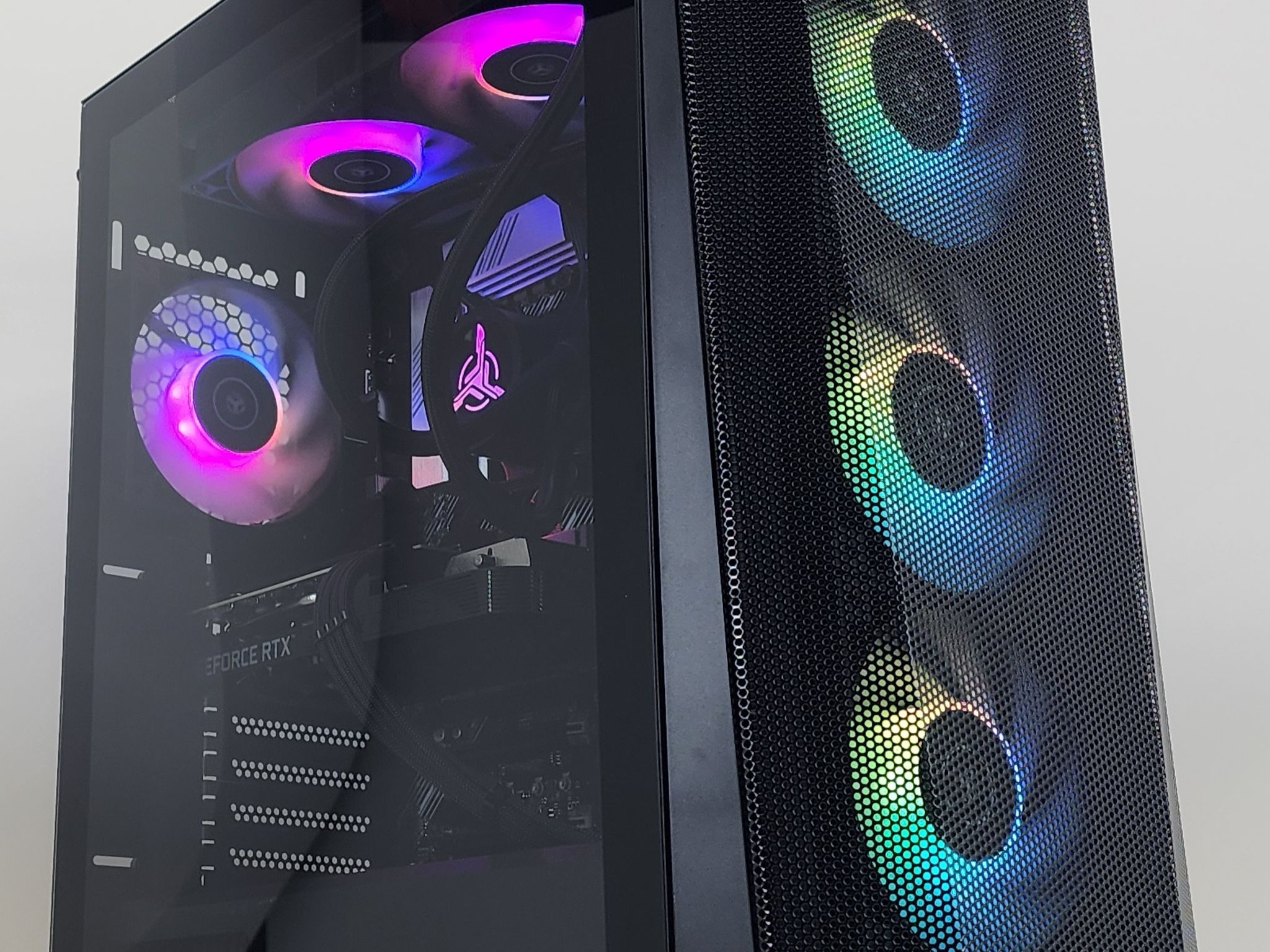 Gaming PC Ryzen 5 5500 32GB RAM 1TB SSD RTX 3070 8GB Windows 11 PC