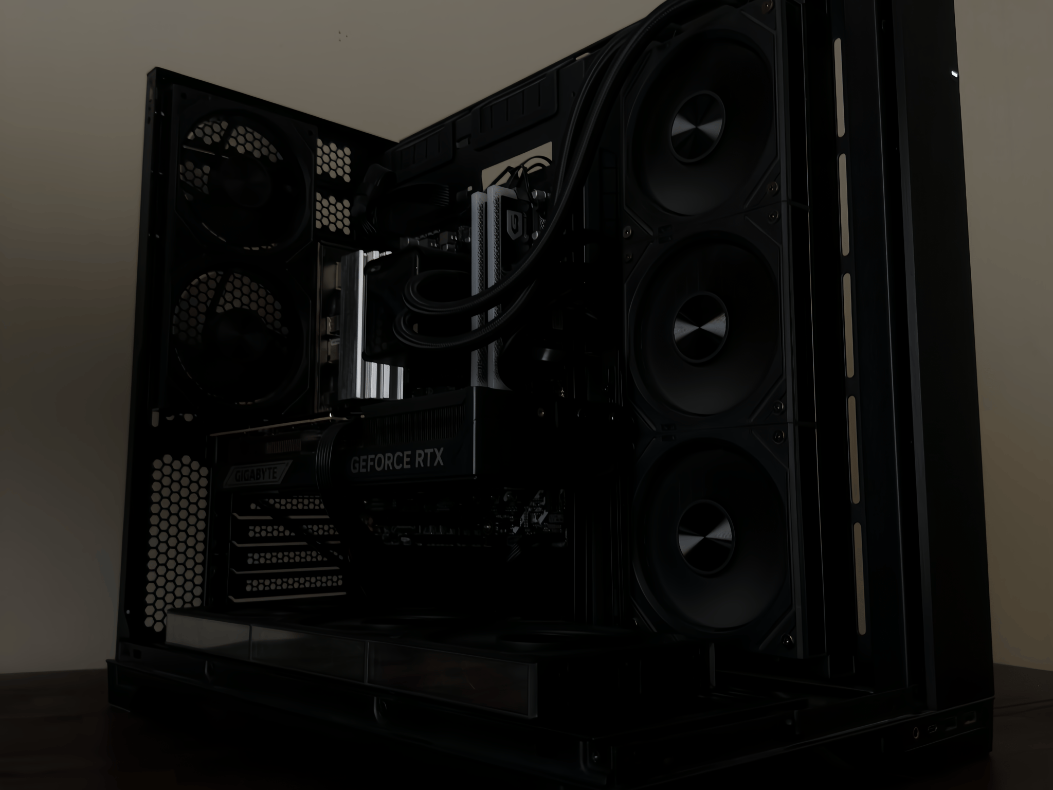 GeForce RTX 5070 Ti Custom Gaming PC - Ryzen 7 9800X3D, 32GB RAM, 1TB NVMe SSD