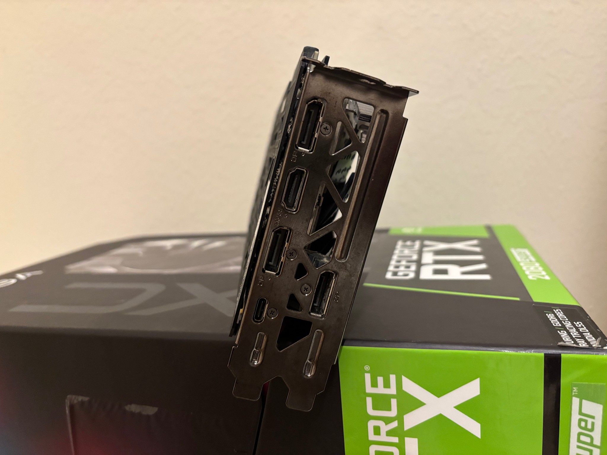 EVGA GeForce RTX 2080 SUPER BLACK GAMING 08G-P4-3081-KR 8GB GDDR6