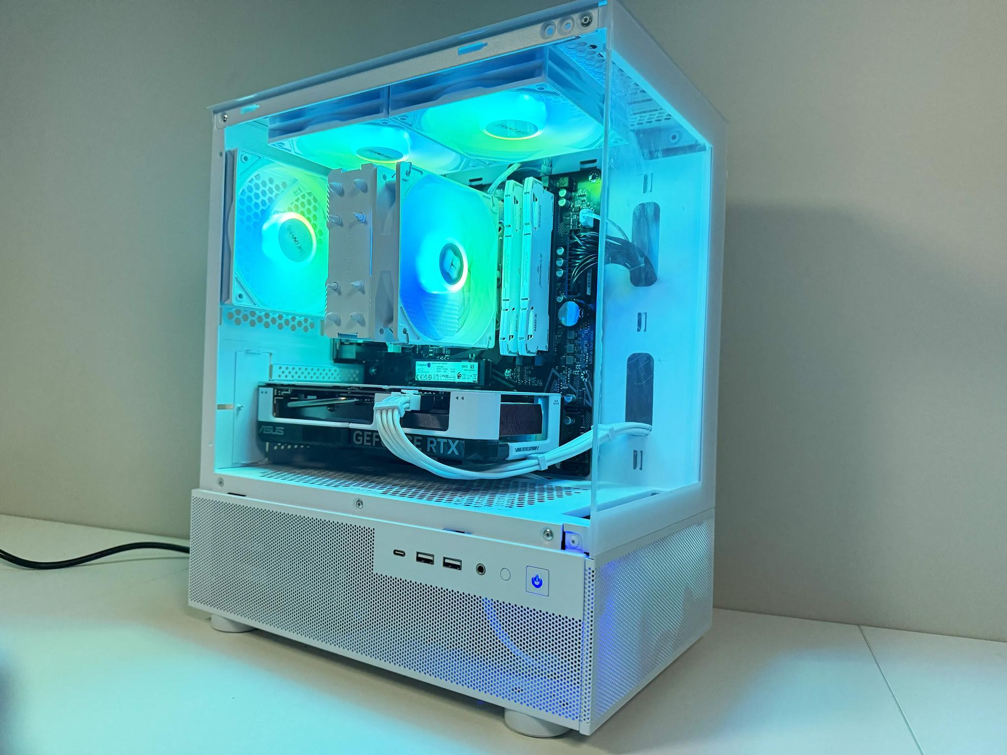 White Gaming PC (Ryzen 3600x + RTX 4060 GDDR6X)