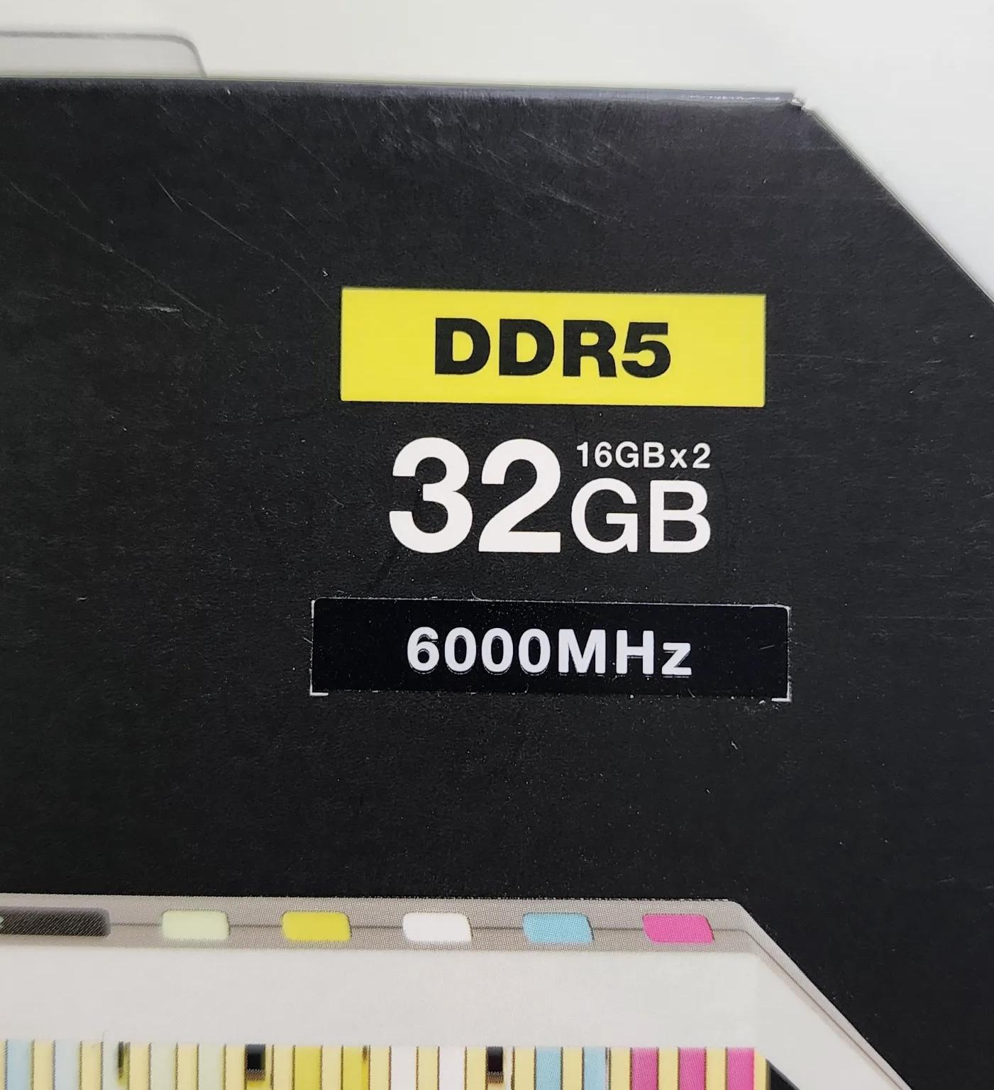 Corsair Dominator Platinum RGB DDR5 6000MHZ 32GB Intel XMP Ready WHITE