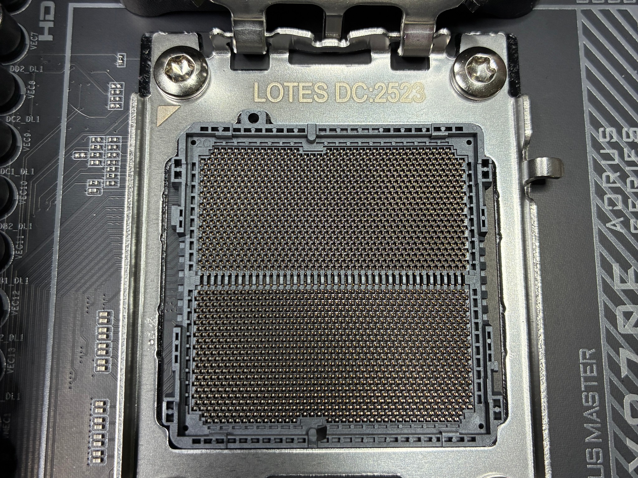 Gigabyte X870E AORUS MASTER (Motherboard)