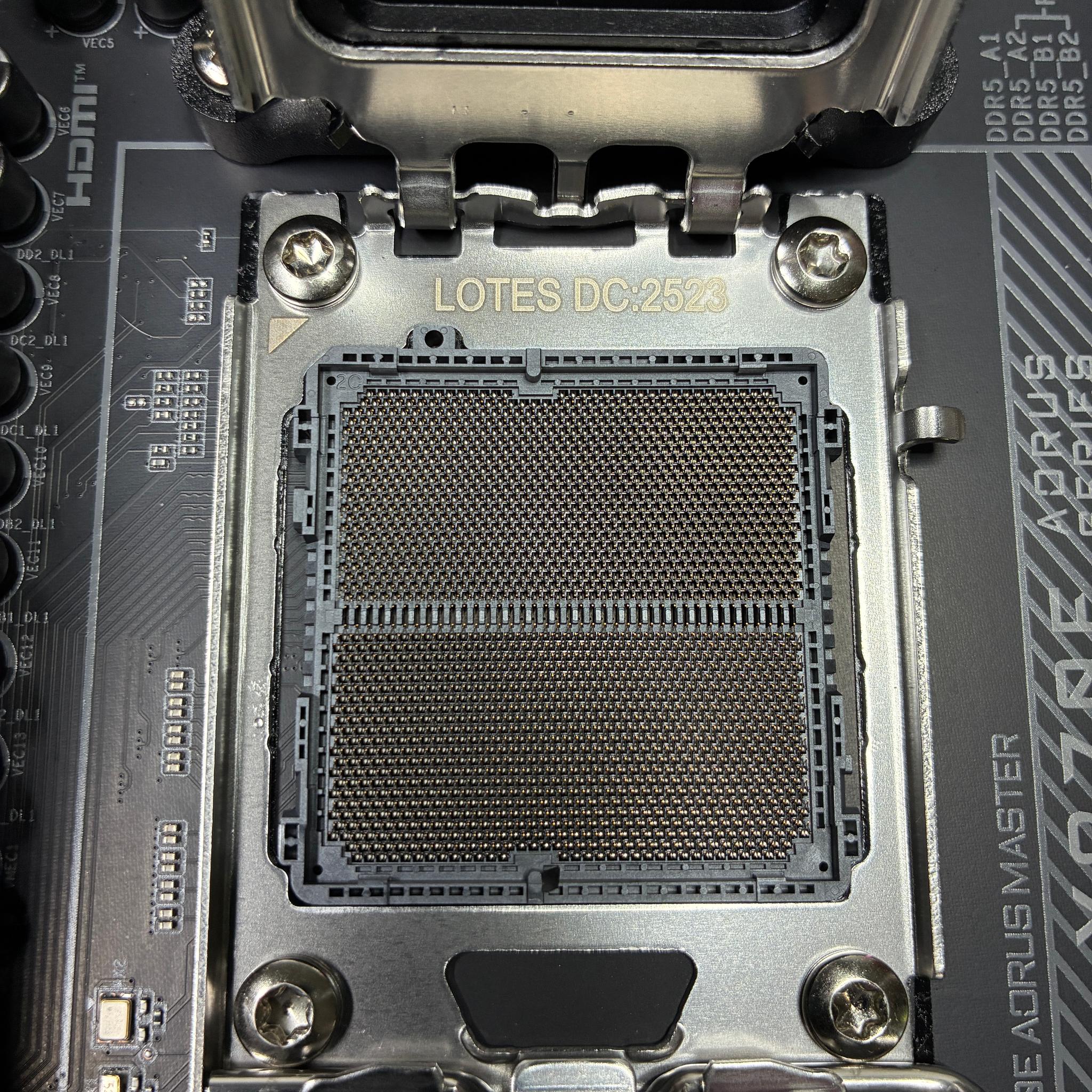 Gigabyte X870E AORUS MASTER (Motherboard)