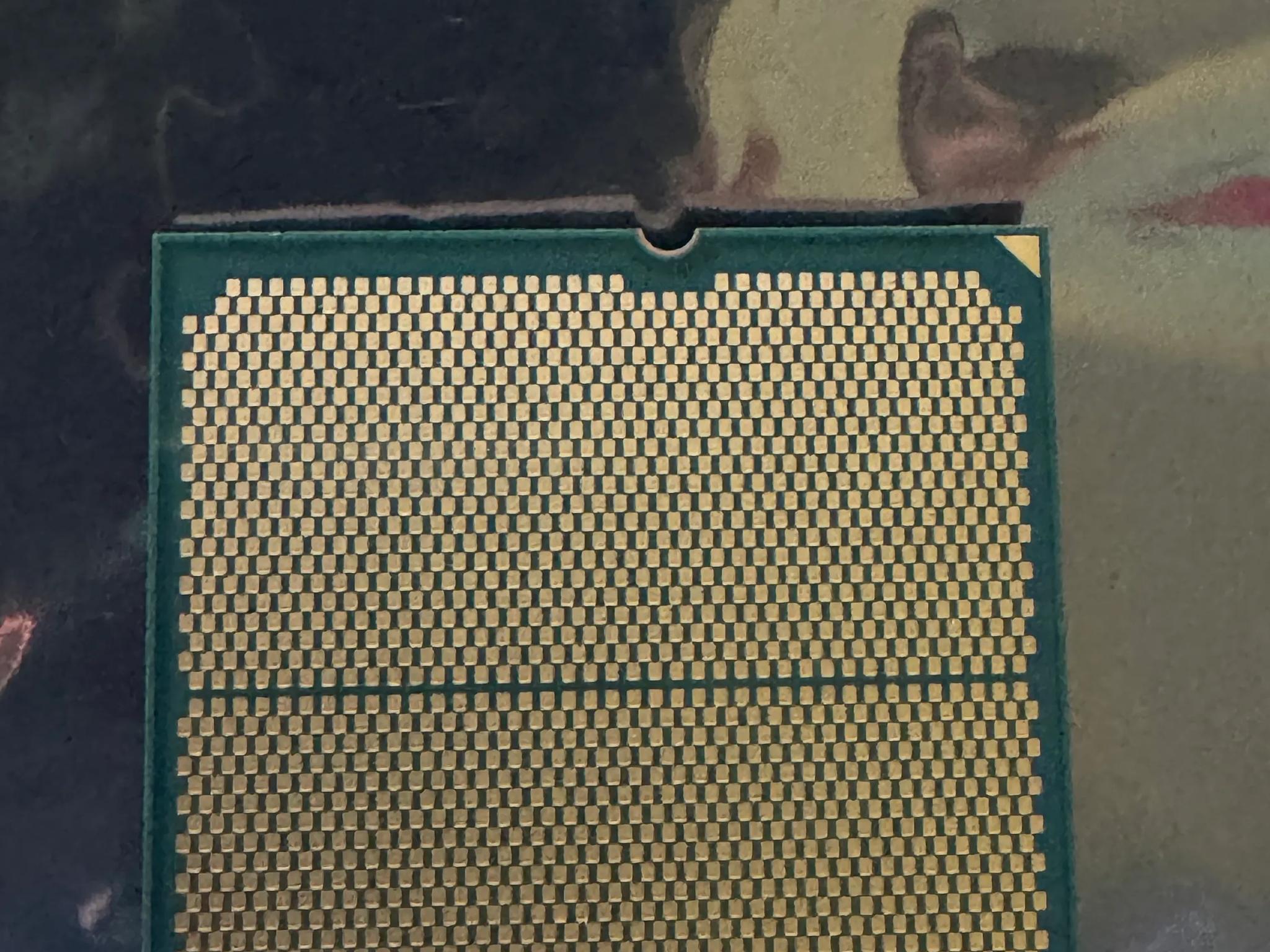 AMD RYZEN 9 7900X