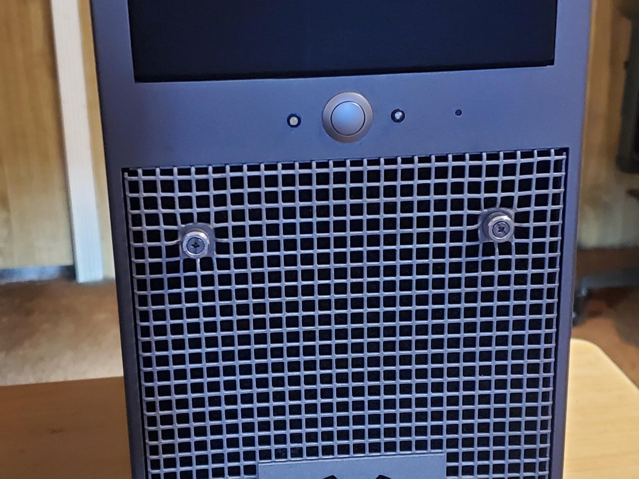 "Sleeper BoXX" | Ryzen 5 3600 | EVGA GTX 1070 | 32gb DDR4 | 750gb SDD/NVME | DVD Drive |