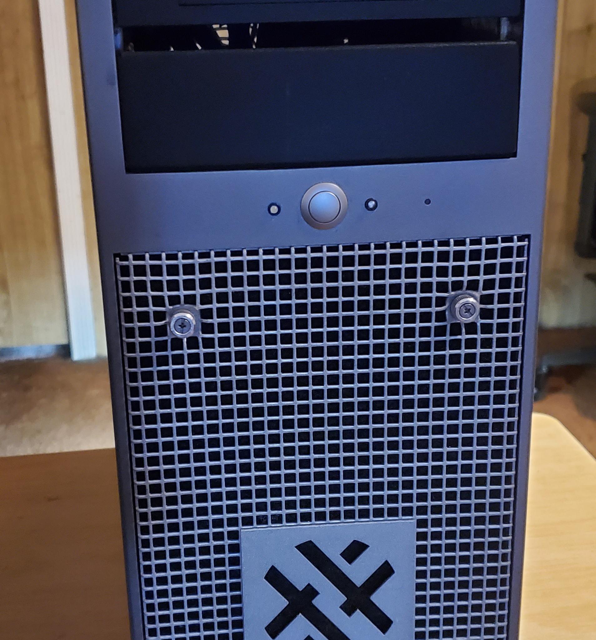 "Sleeper BoXX" | Ryzen 5 3600 | EVGA GTX 1070 | 32gb DDR4 | 750gb SDD/NVME | DVD Drive |