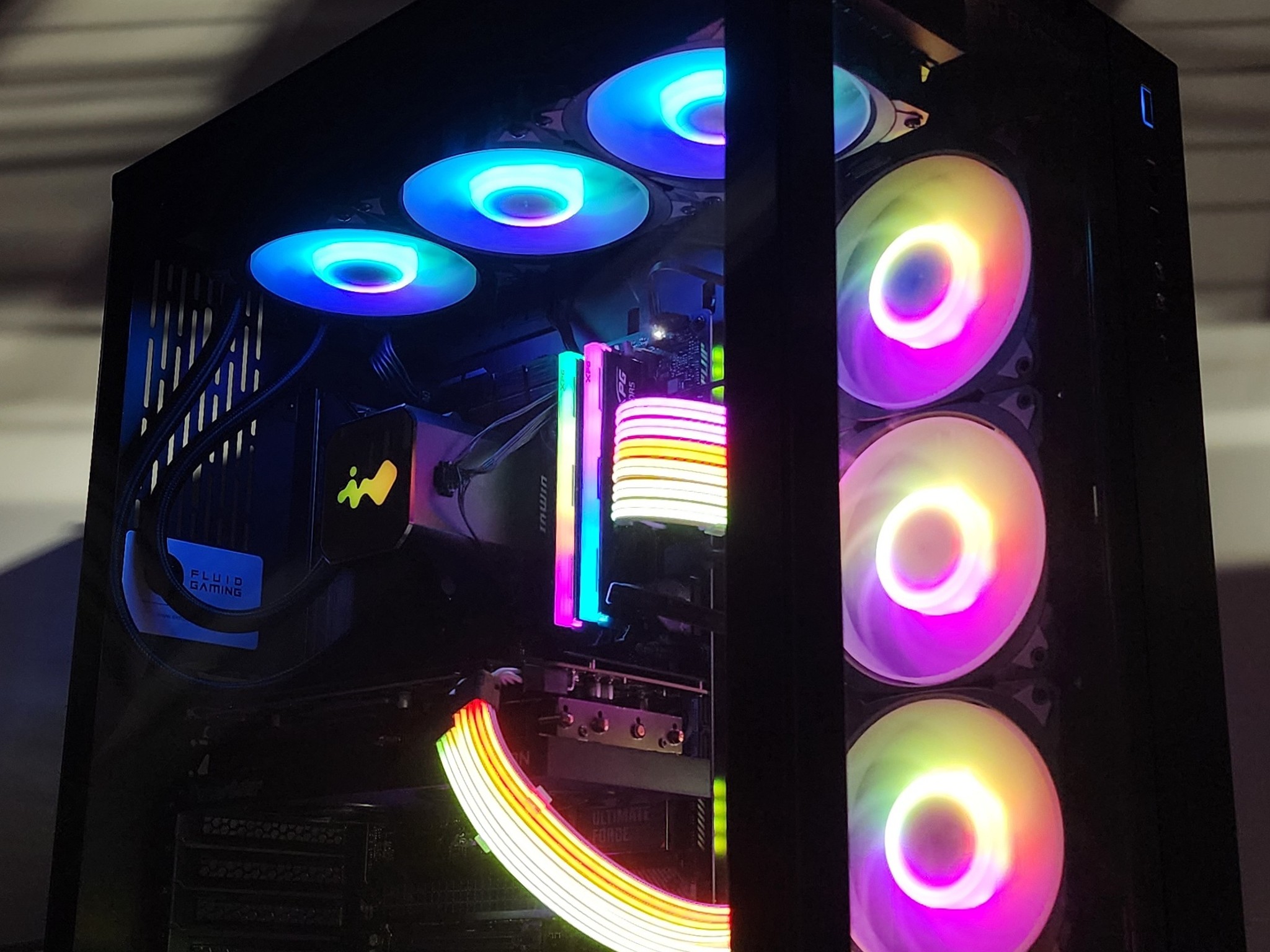Gaming PC i7-14700KF 32GB RAM 1TB SSD RX 7800 XT 16GB Windows 11 Computer