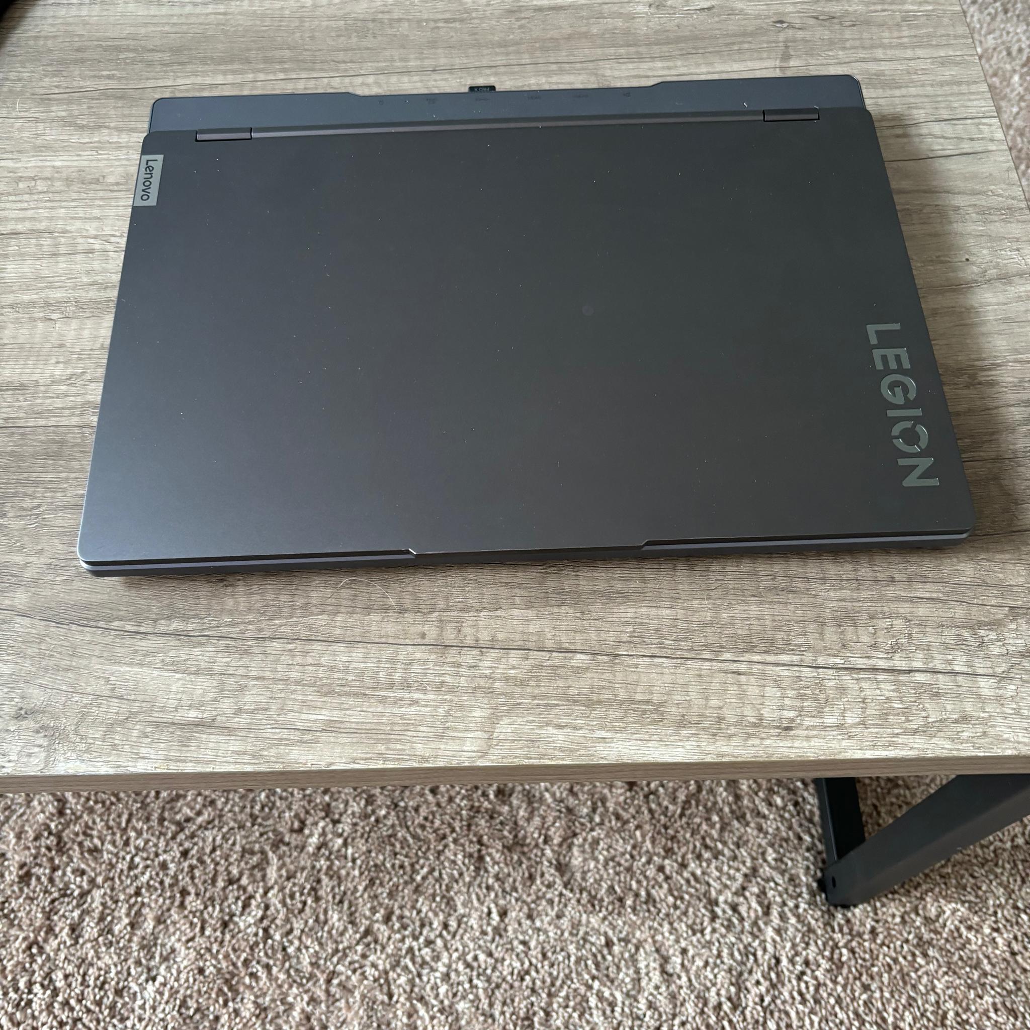 Legion Lenovo  5 15ARP8