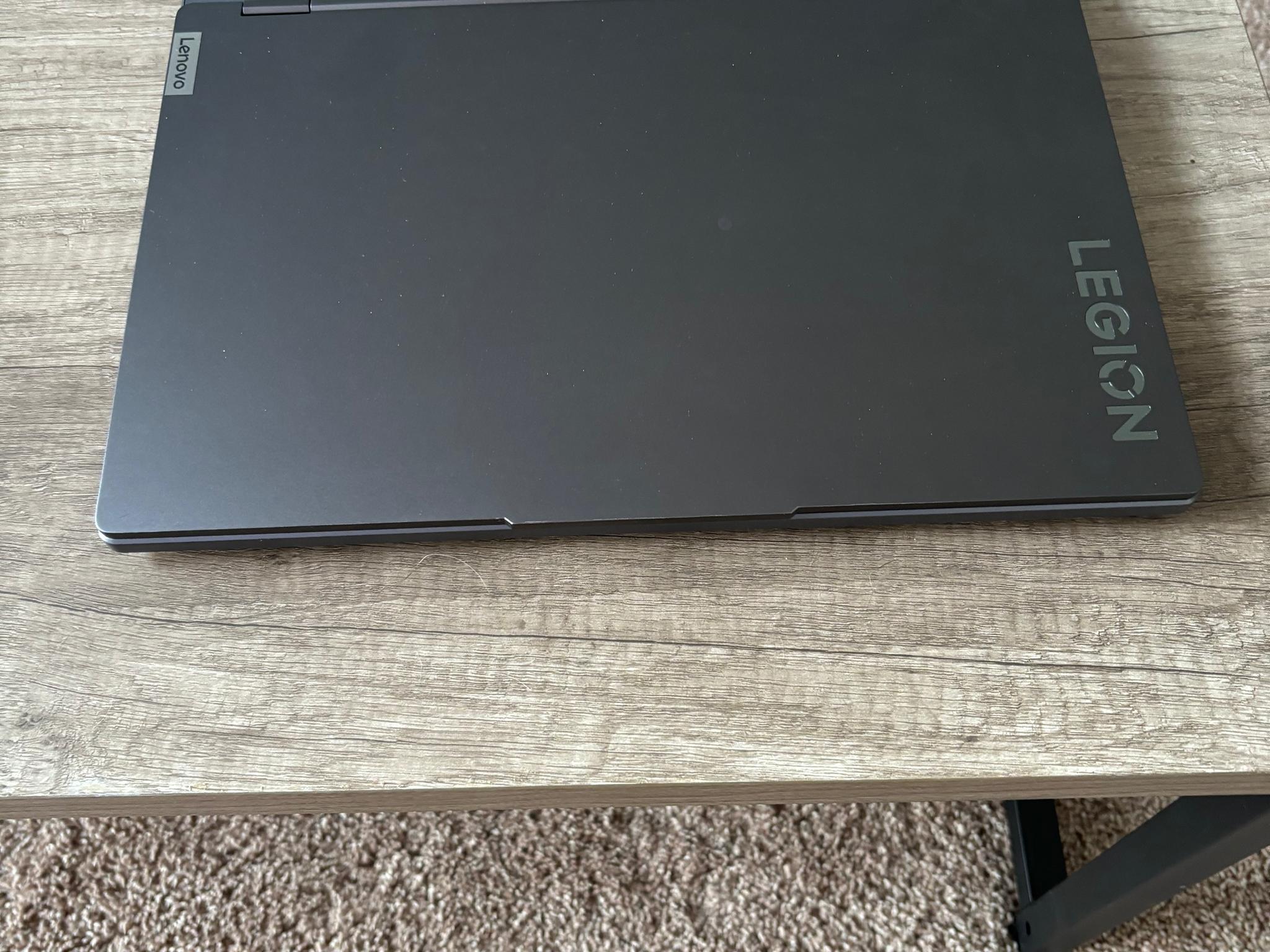 Legion Lenovo  5 15ARP8