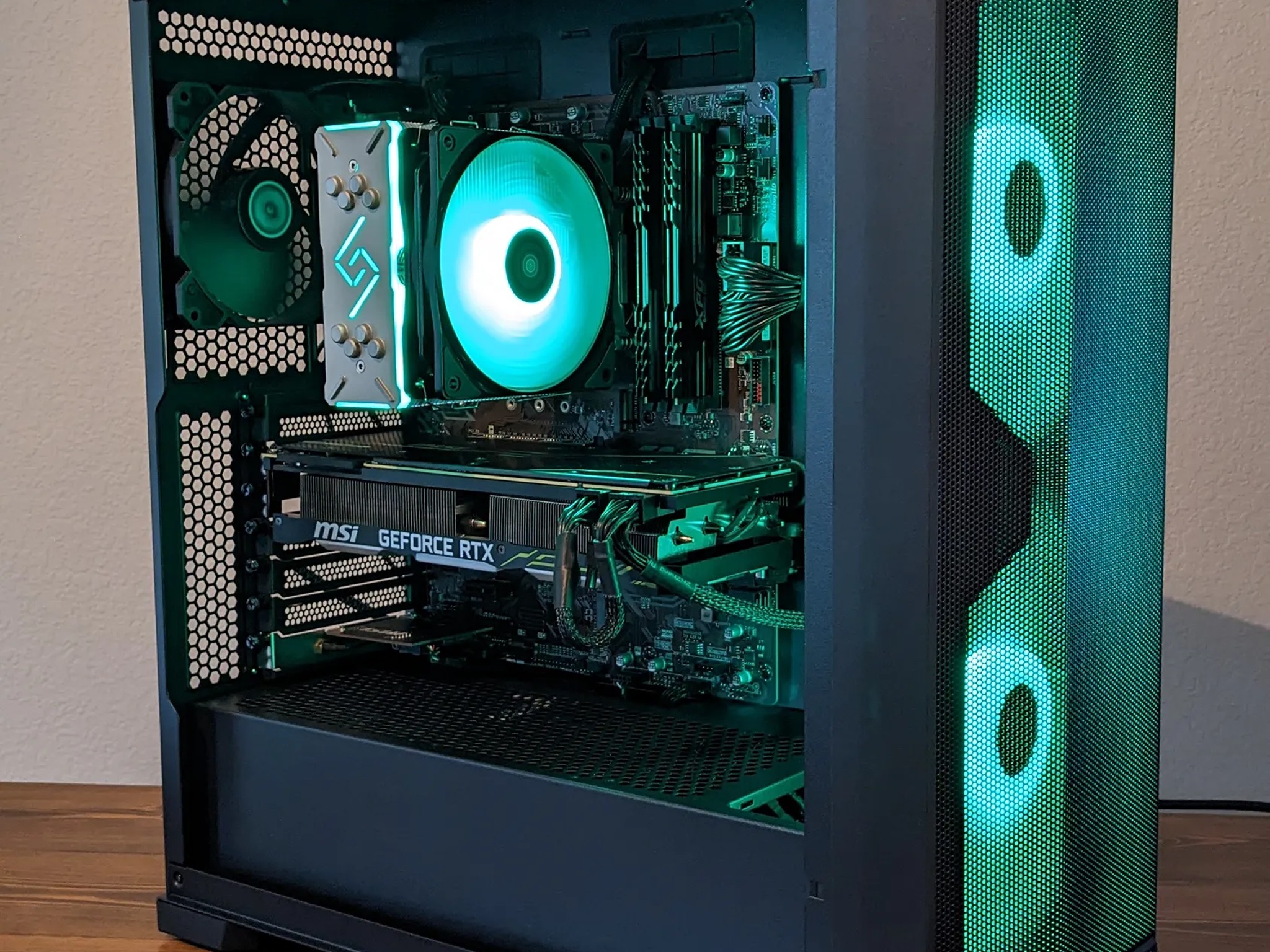 RGB Gaming PC | RTX 2080 | i7 9700K