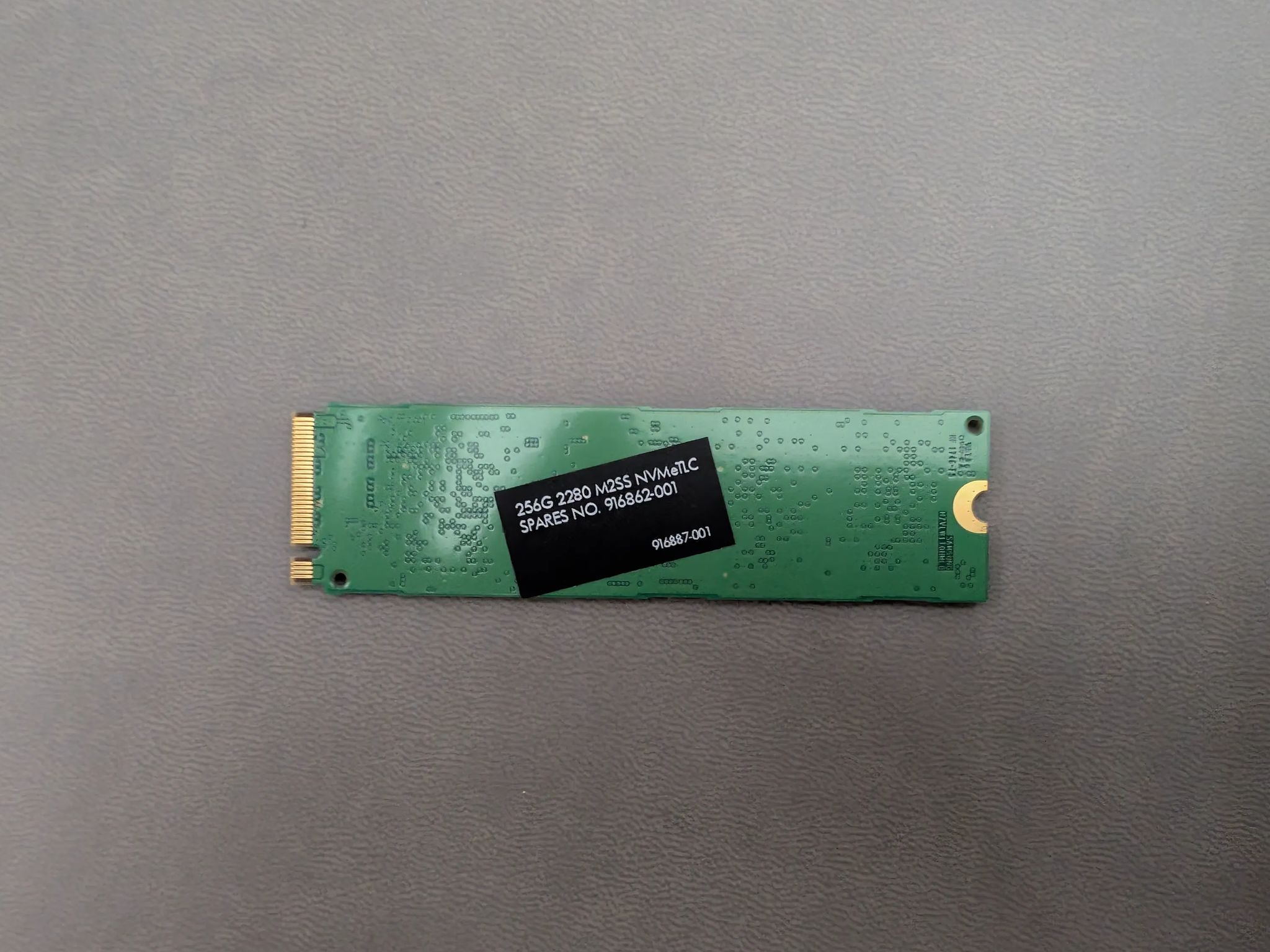 Samsung 1TB NVMe PCIe Gen3x4 M.2 2280 SSD