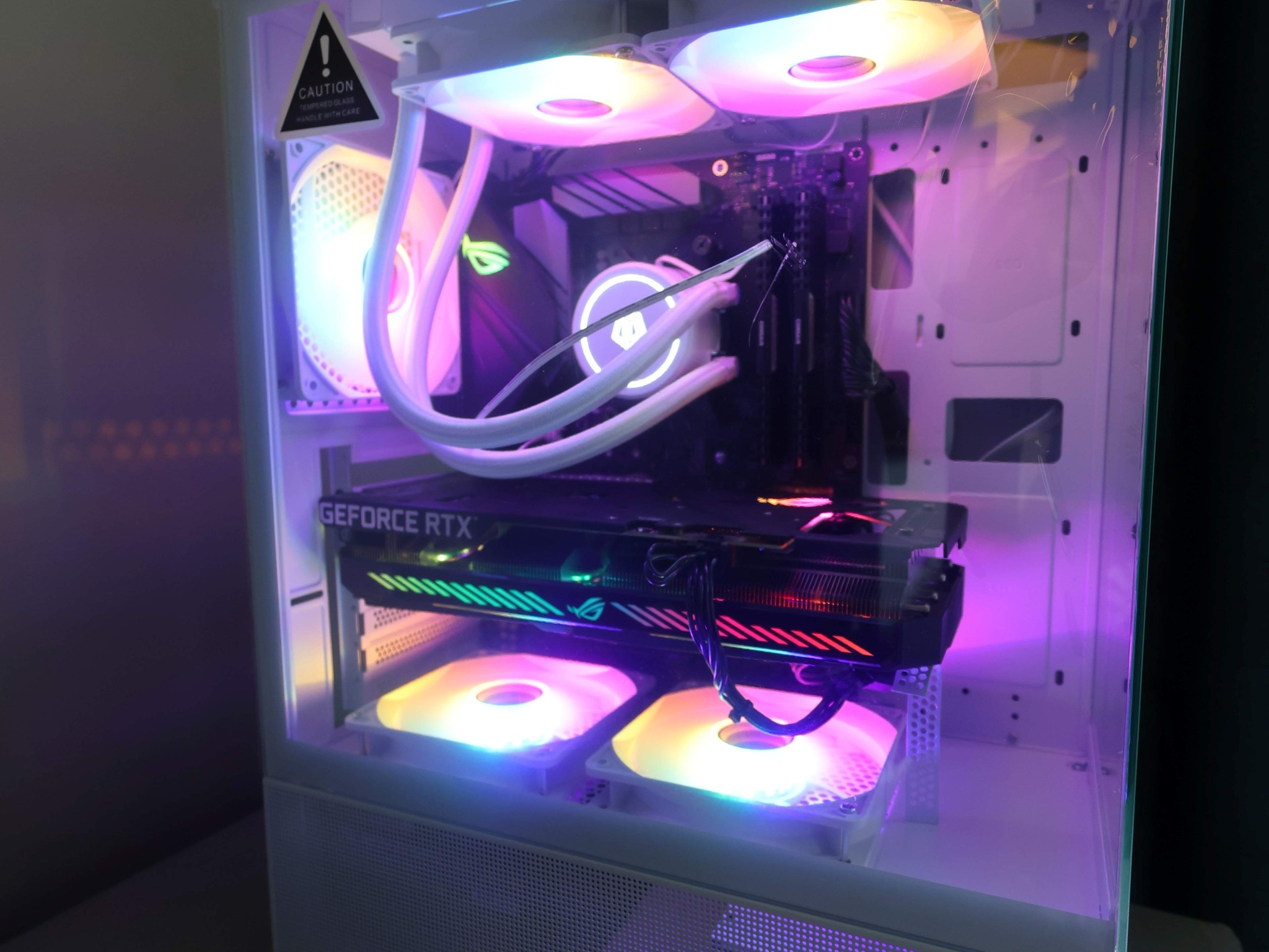 Arctic White Gaming PC | RTX 3060 12GB | Ryzen 5 3600 | 16GB DDR4 |