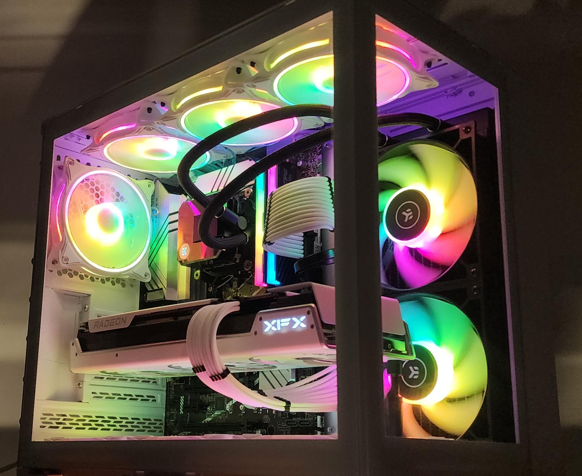 Gaming PC i9-14900K 32GB RAM 2TB SSD RX 7900 XTX 24GB Windows 11 Computer