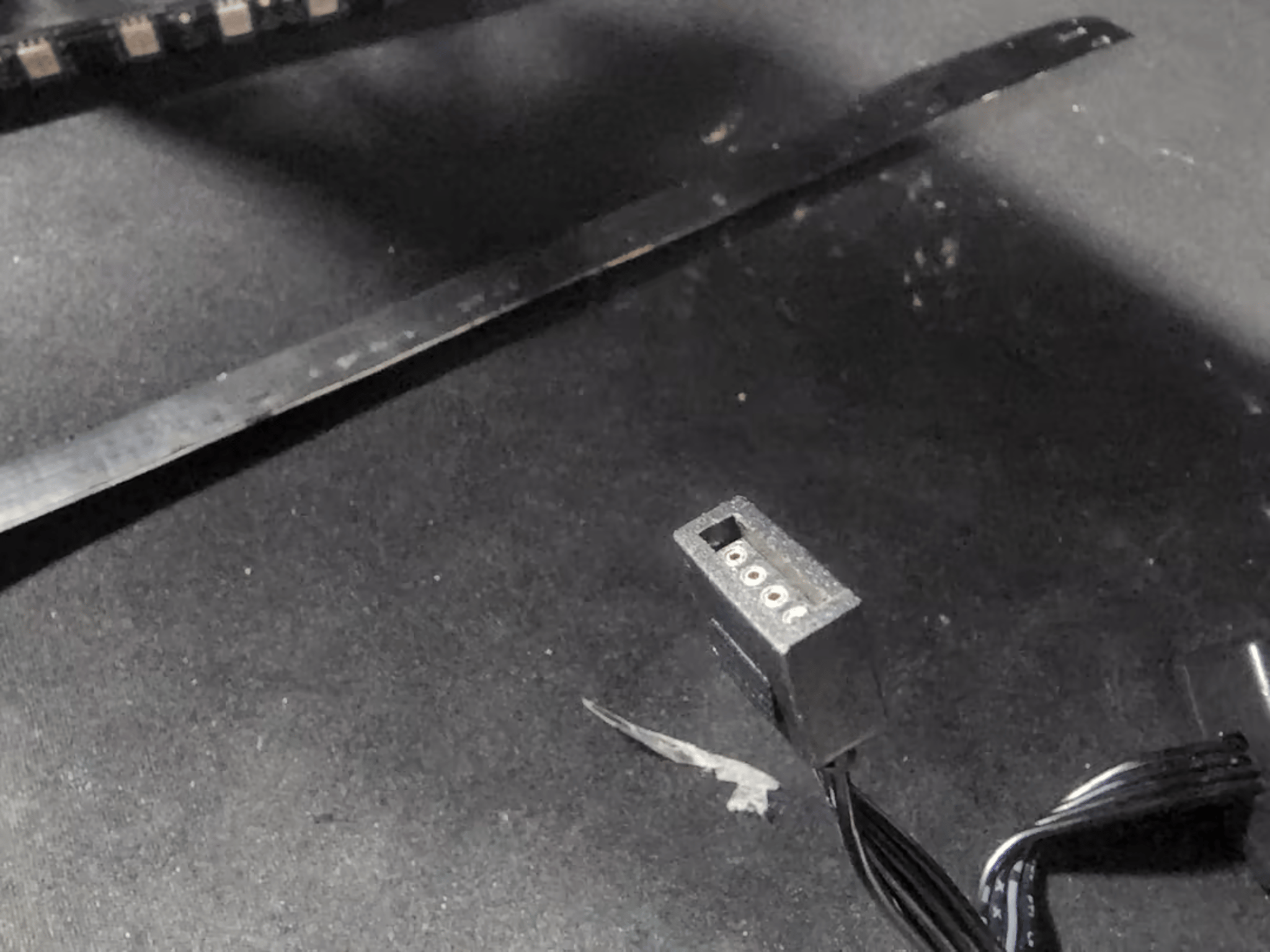 DS RGB 2 Fans, 2 RGB Strip, and a fan RGB controller (must include a source RGB product)