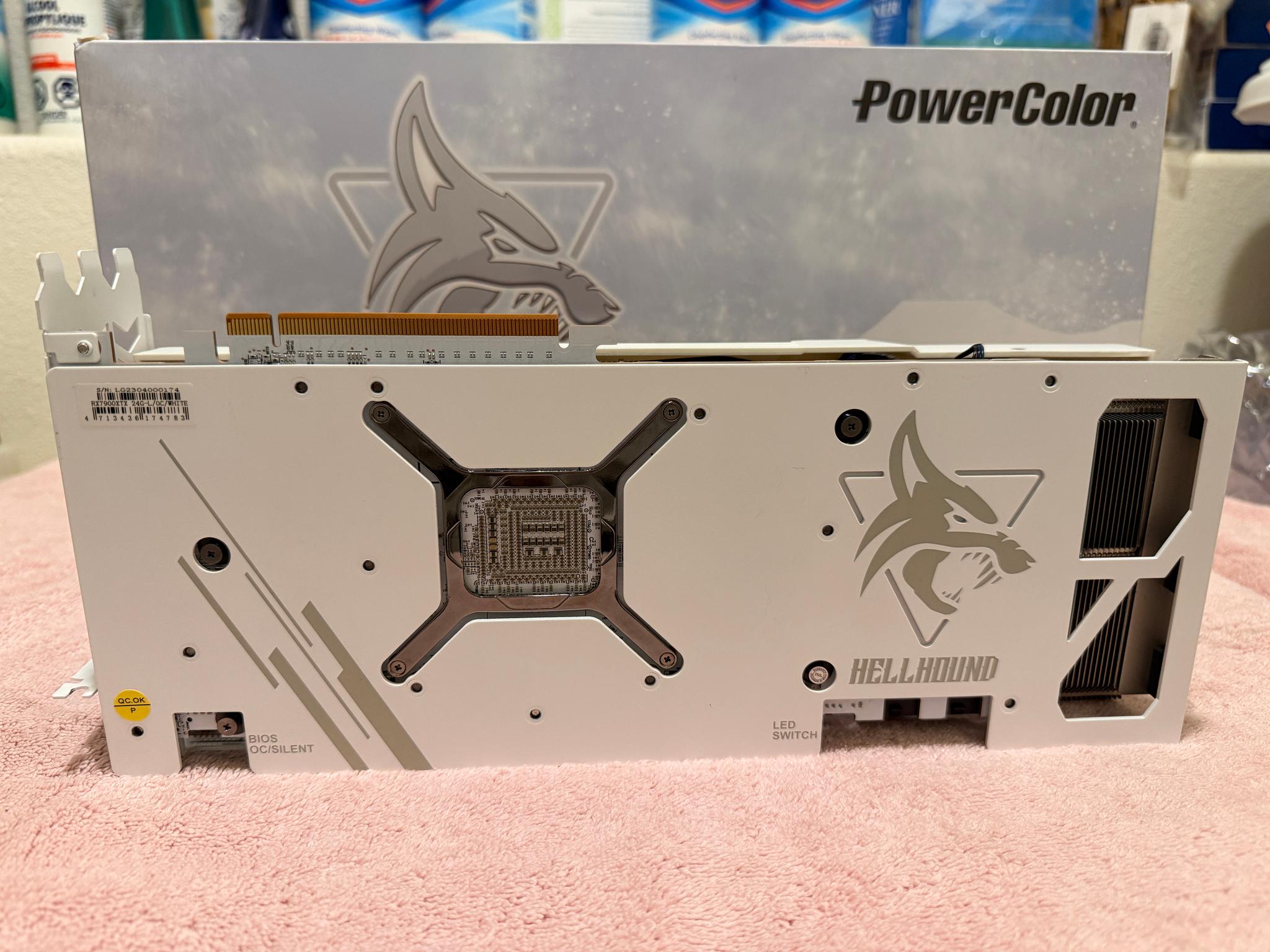 PowerColor Hellhound Spectral White Radeon RX 7900 XTX - Image 4