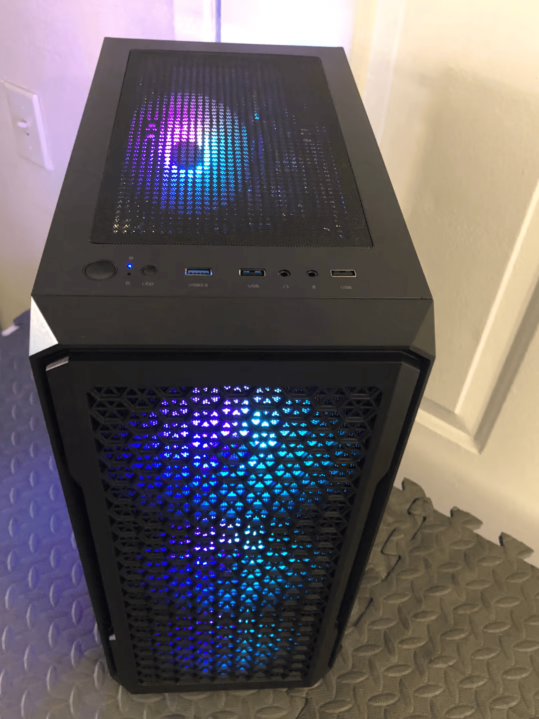Awesome Gaming PC i3-10105 + GTX 1650