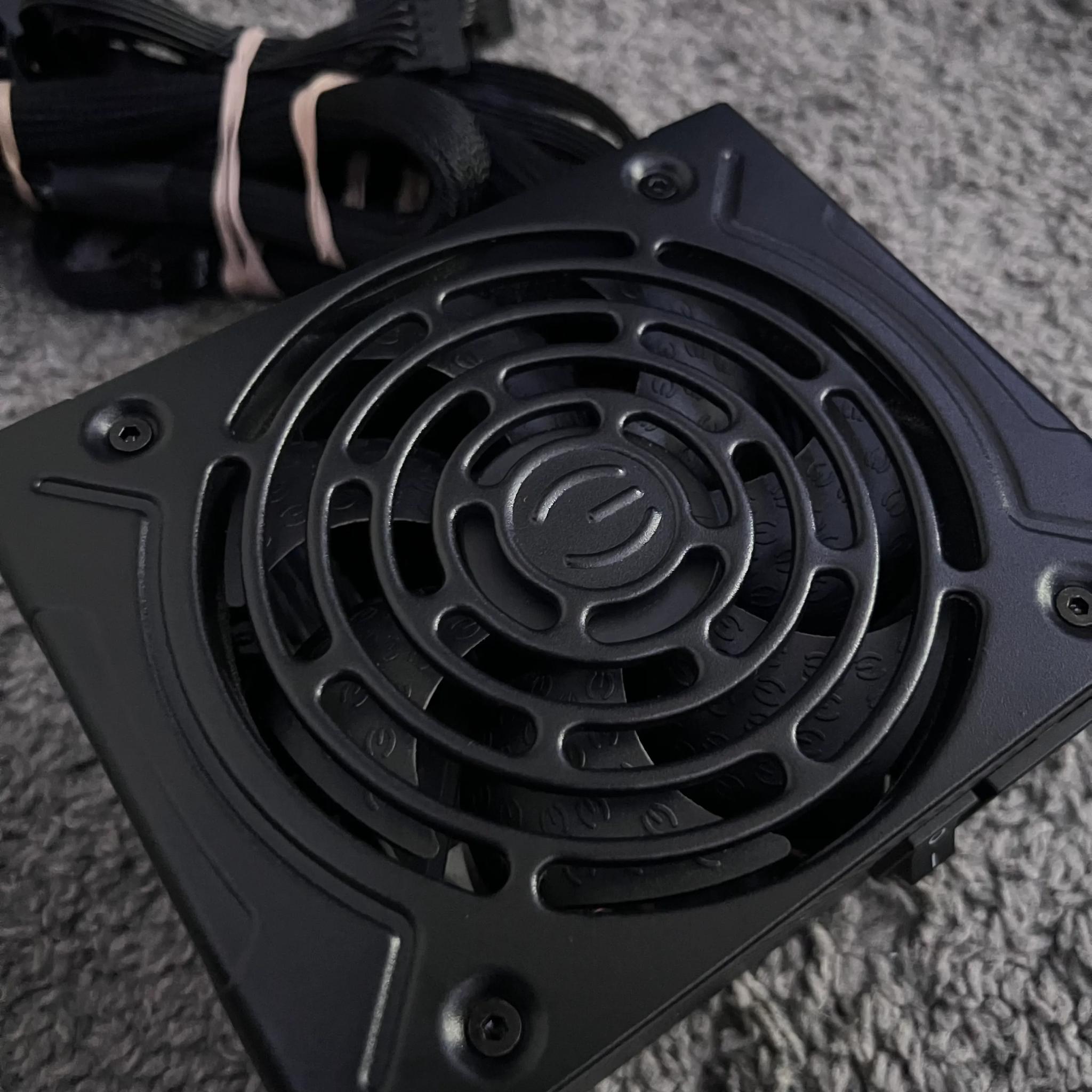 Used EVGA 550 BP, 80+ BRONZE, 550W Power Supply