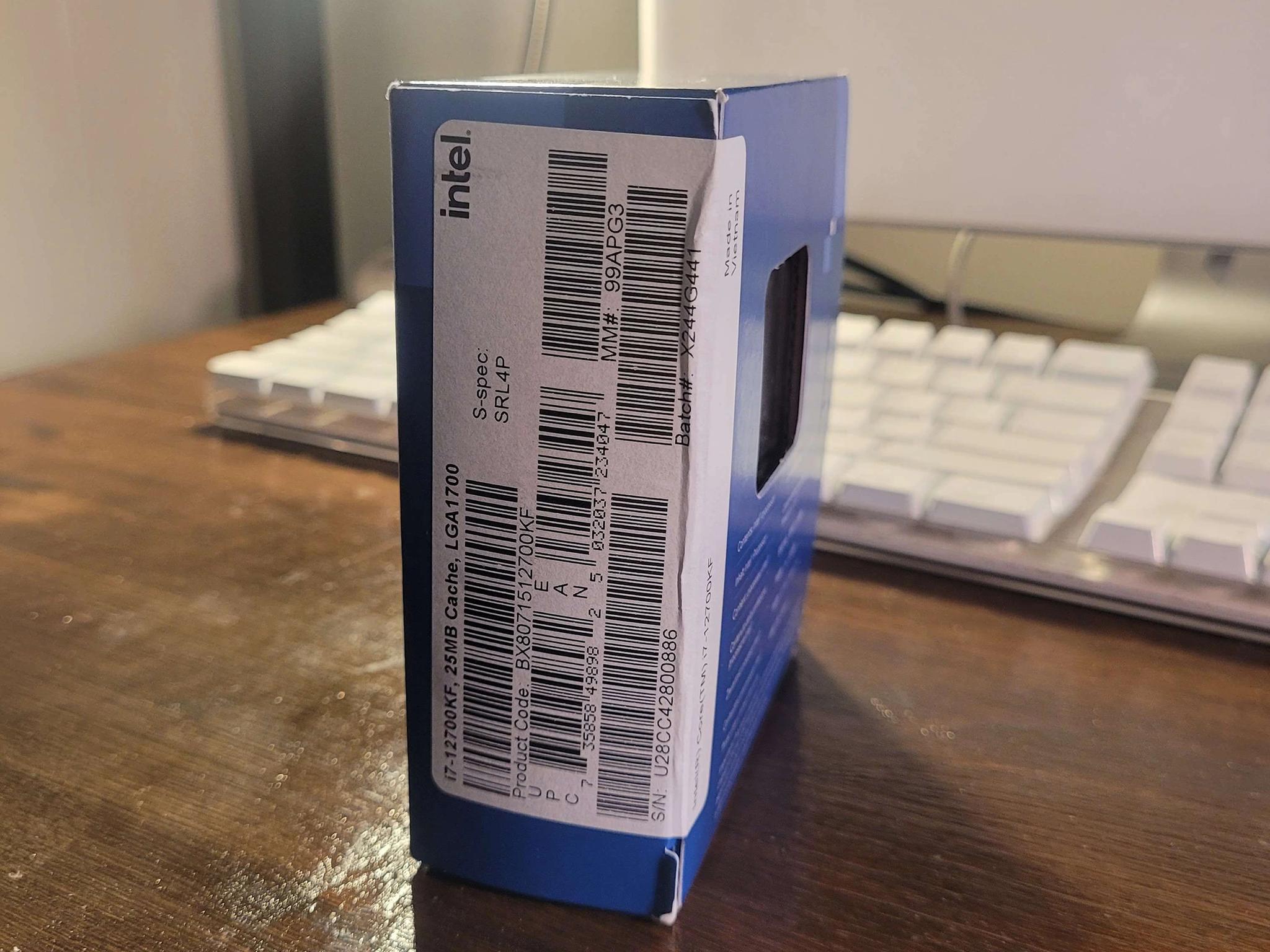 Intel i7 12700kf
