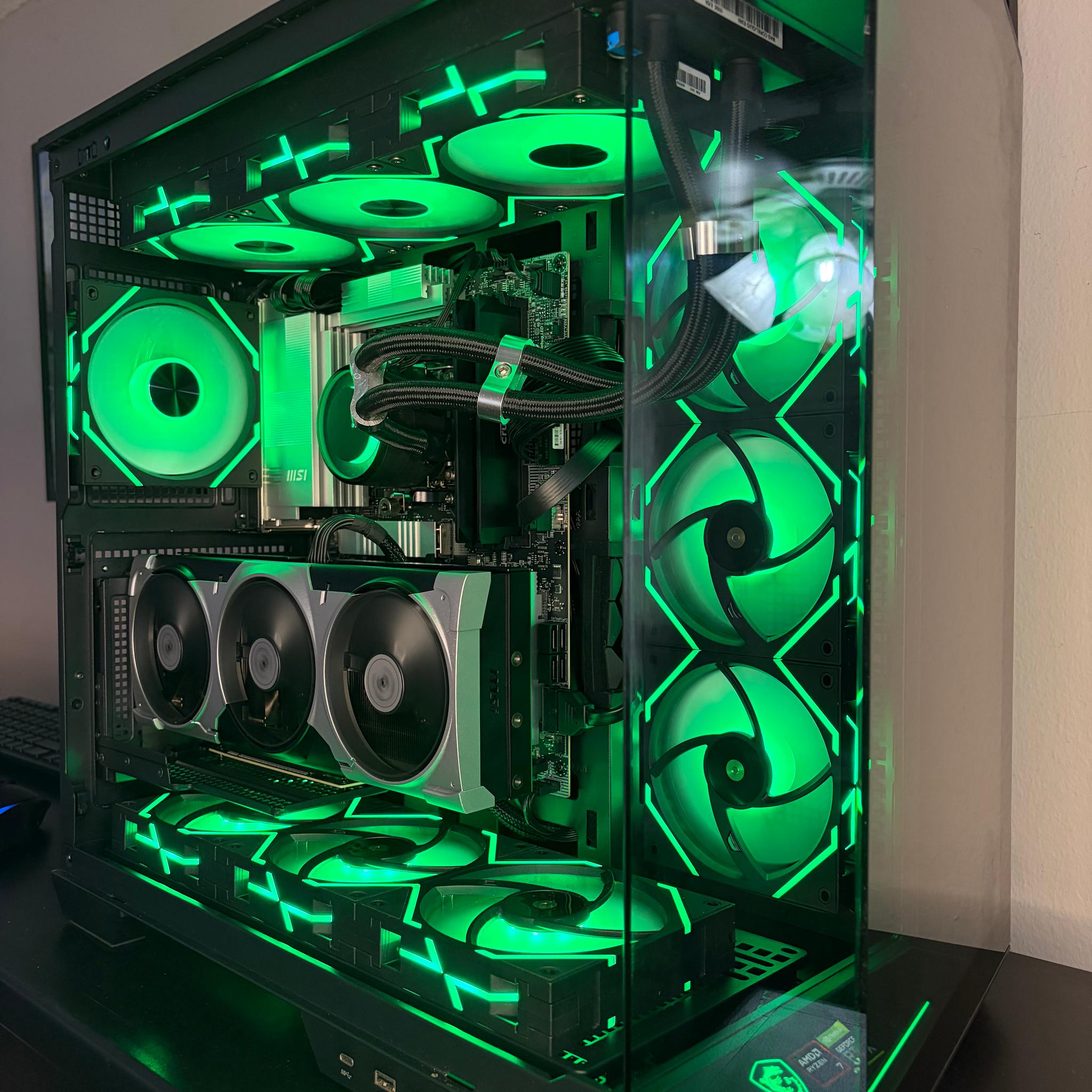 9850X3D + RTX 5070 Ti – Full MSI Ecosystem