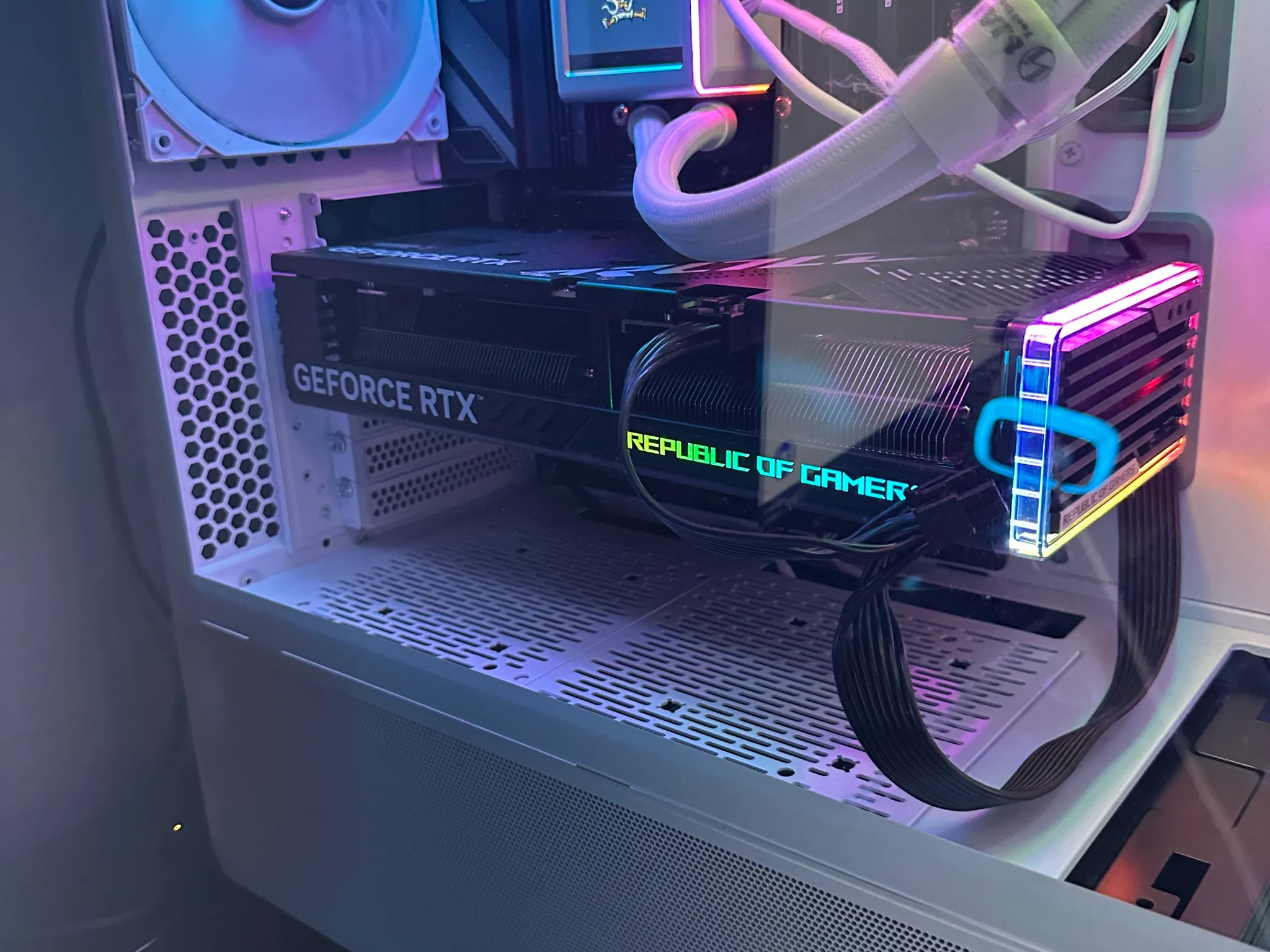 4060 Ti ROG Version 8 Gigs OC Version