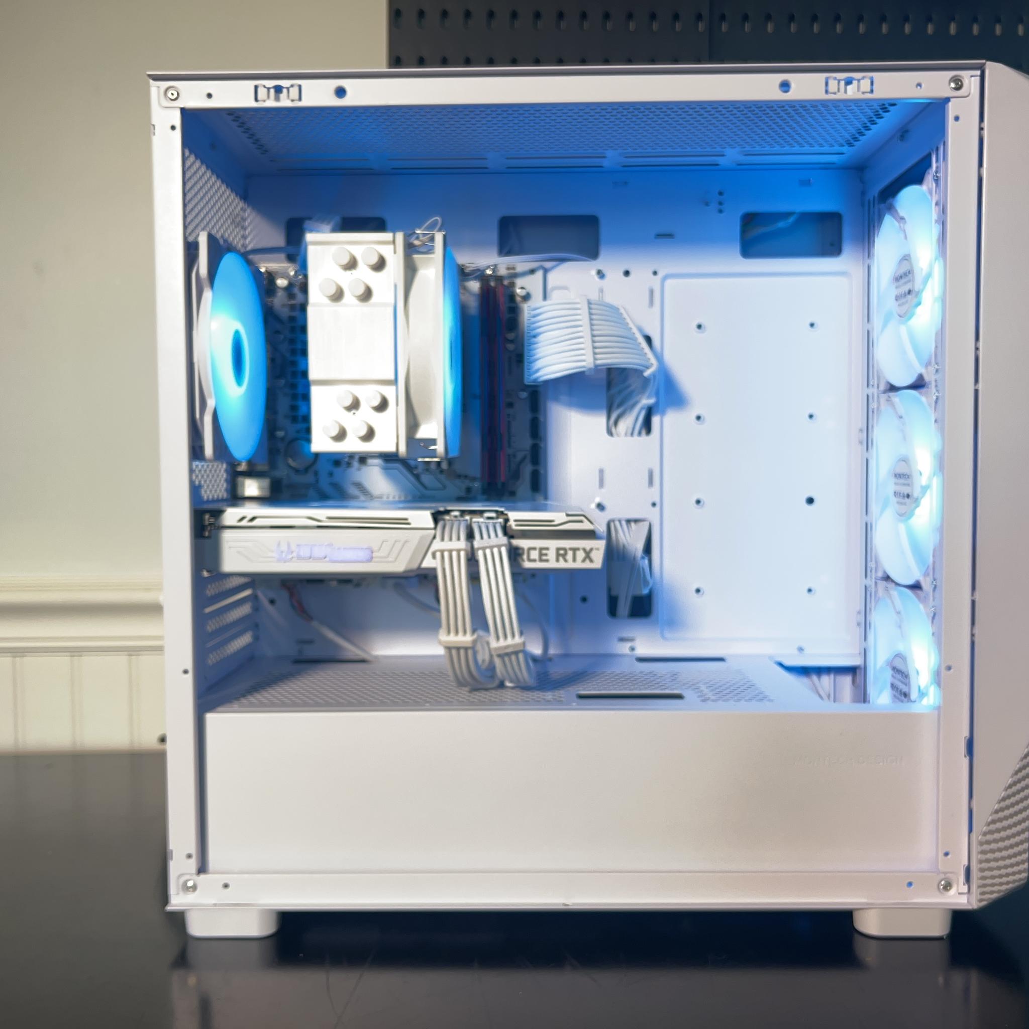 ⚪️Whiteout RTX Gaming PC | Rtx 3060 12gb | Ryzen 5 3600x | 16gb ddr4 | 1tb Storage | Windows 11 Pro