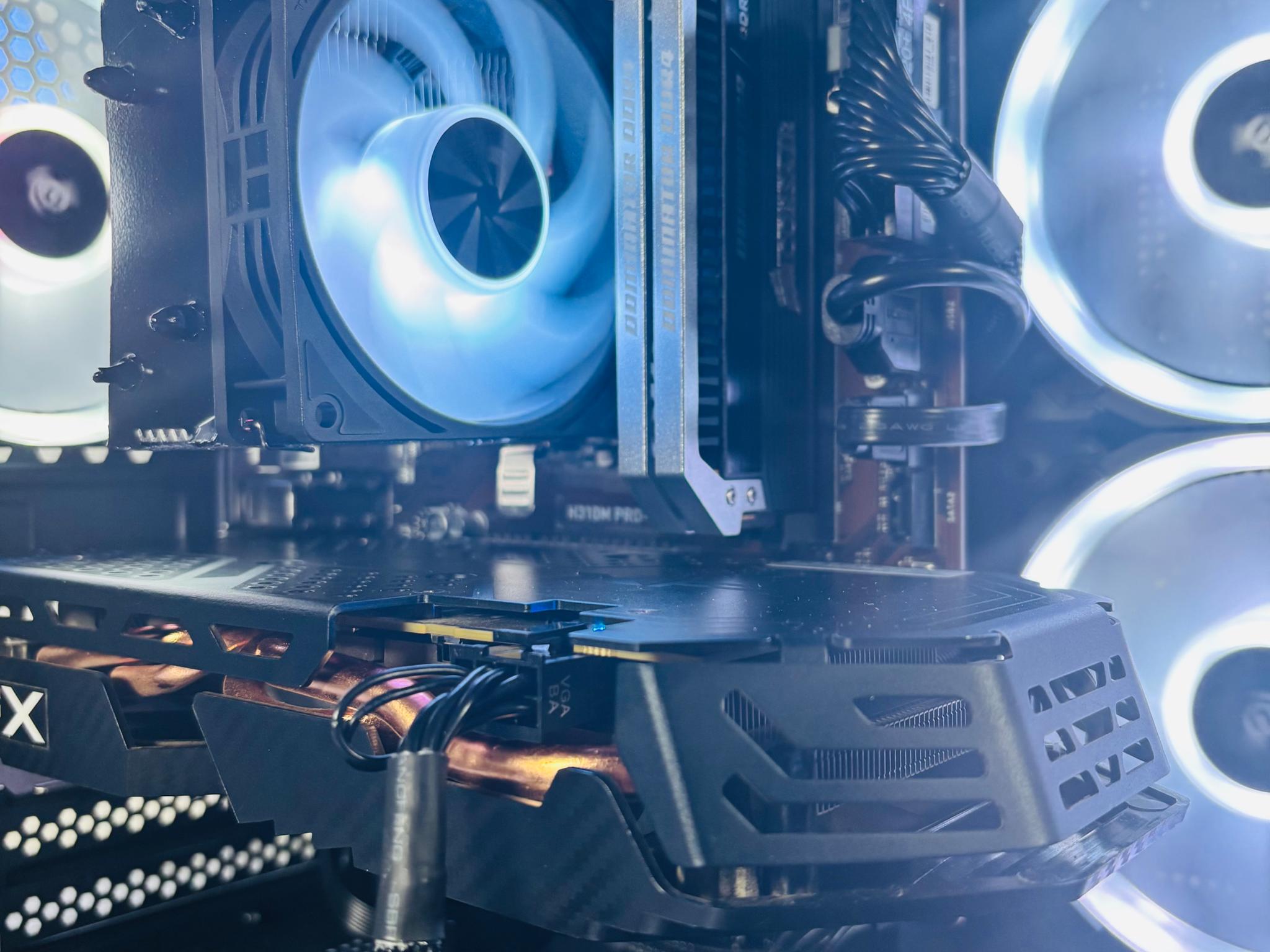 ⚪️⚫️ | i5-9400F + RX 580 8GB | 16GB | WiFi INCLUDED