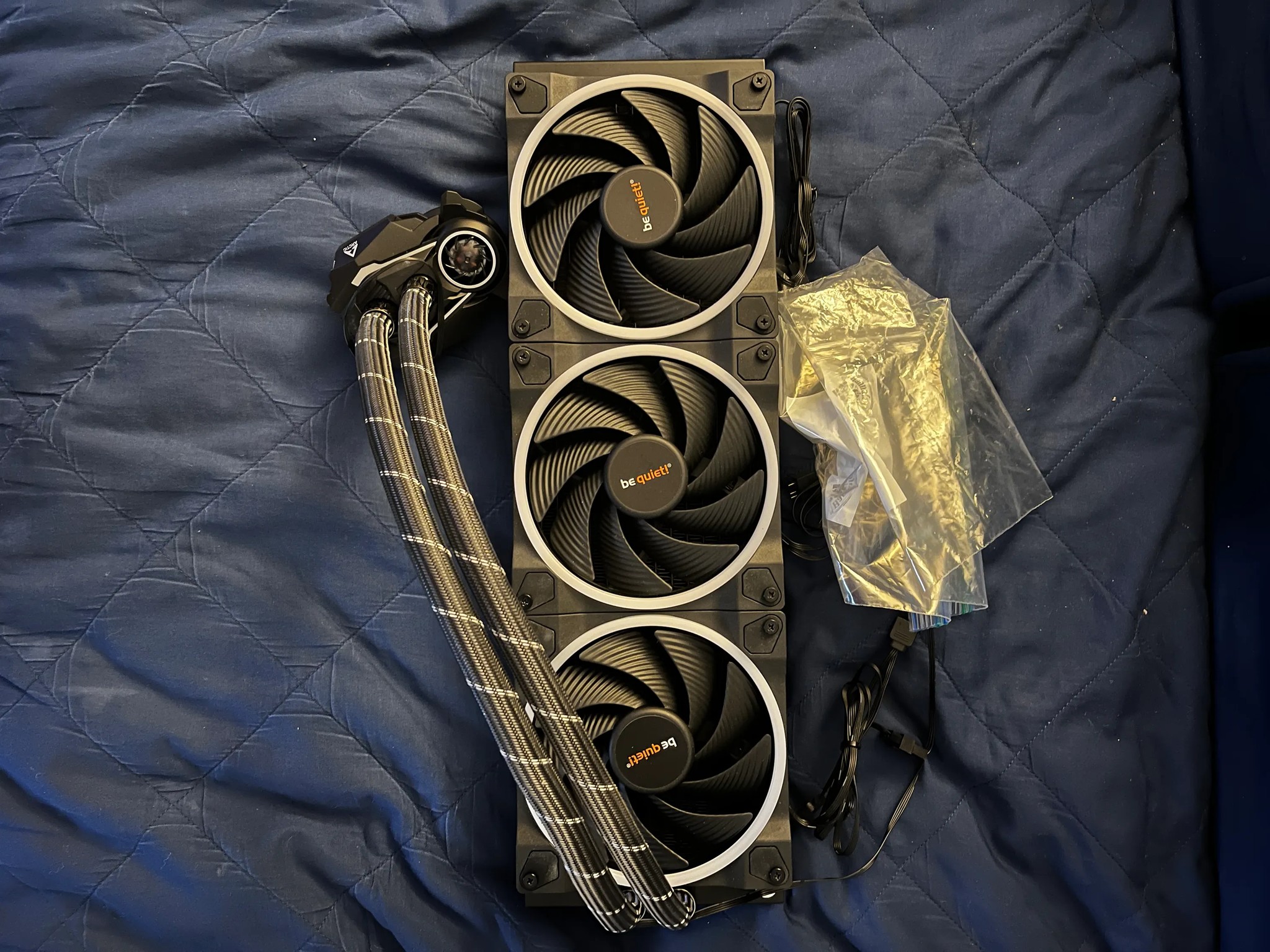 Arctic Liquid Freezer II 420mm AIO w/ be quiet! Light Wing Fans