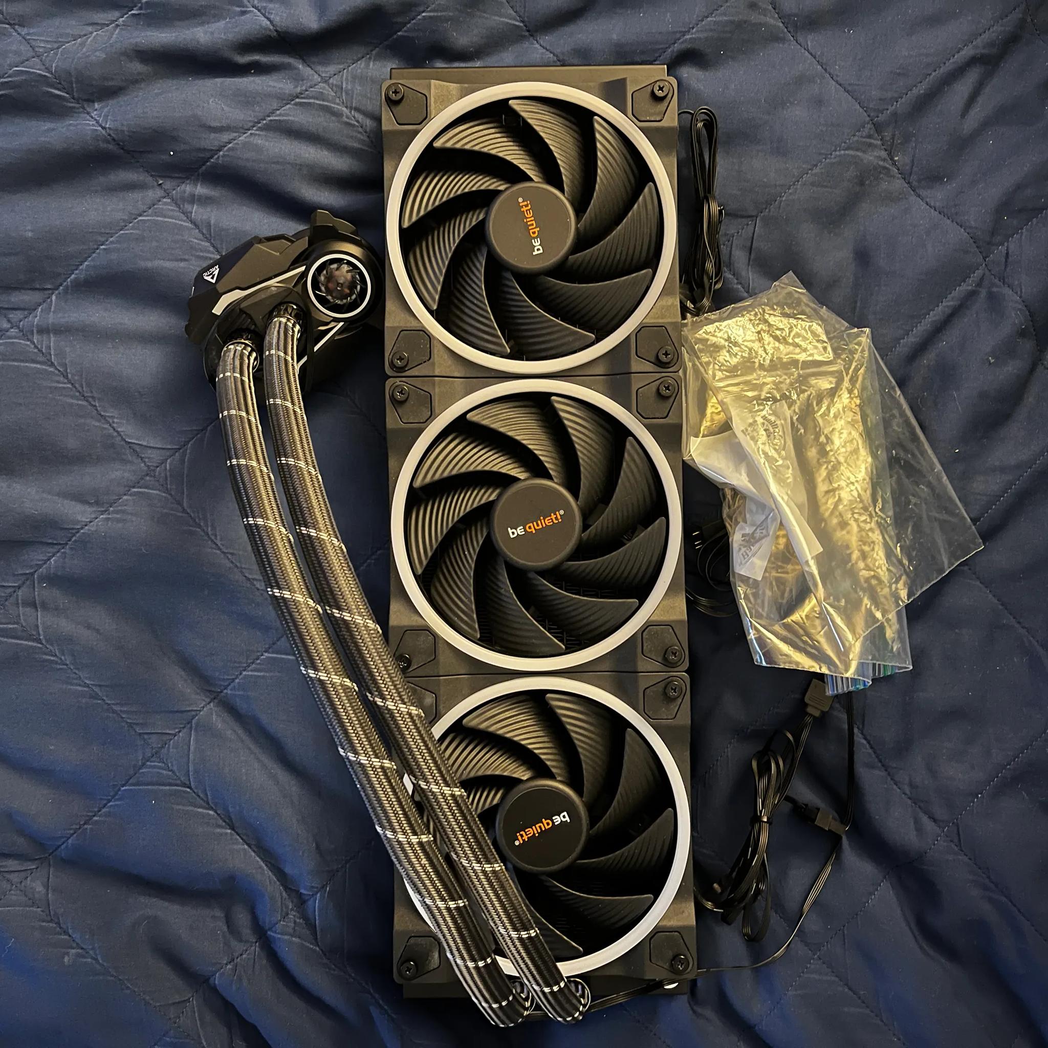 Arctic Liquid Freezer II 420mm AIO w/ be quiet! Light Wing Fans