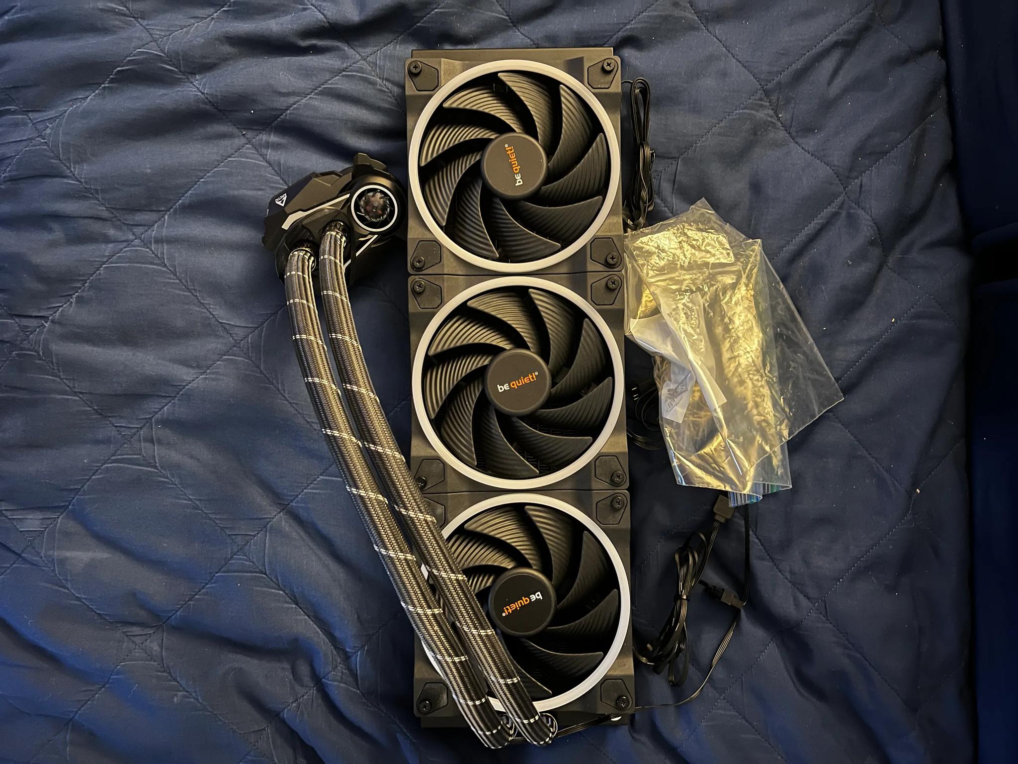 Arctic Liquid Freezer II 420mm AIO w/ be quiet! Light Wing Fans