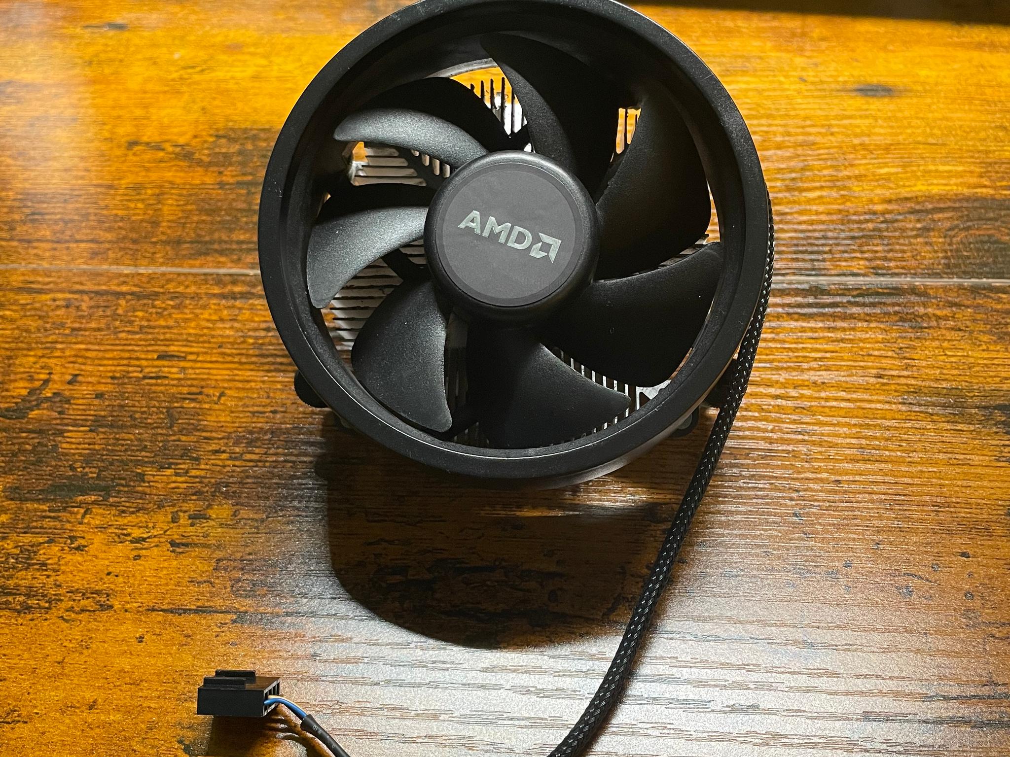 AMD Wraith Spire CPU Cooler