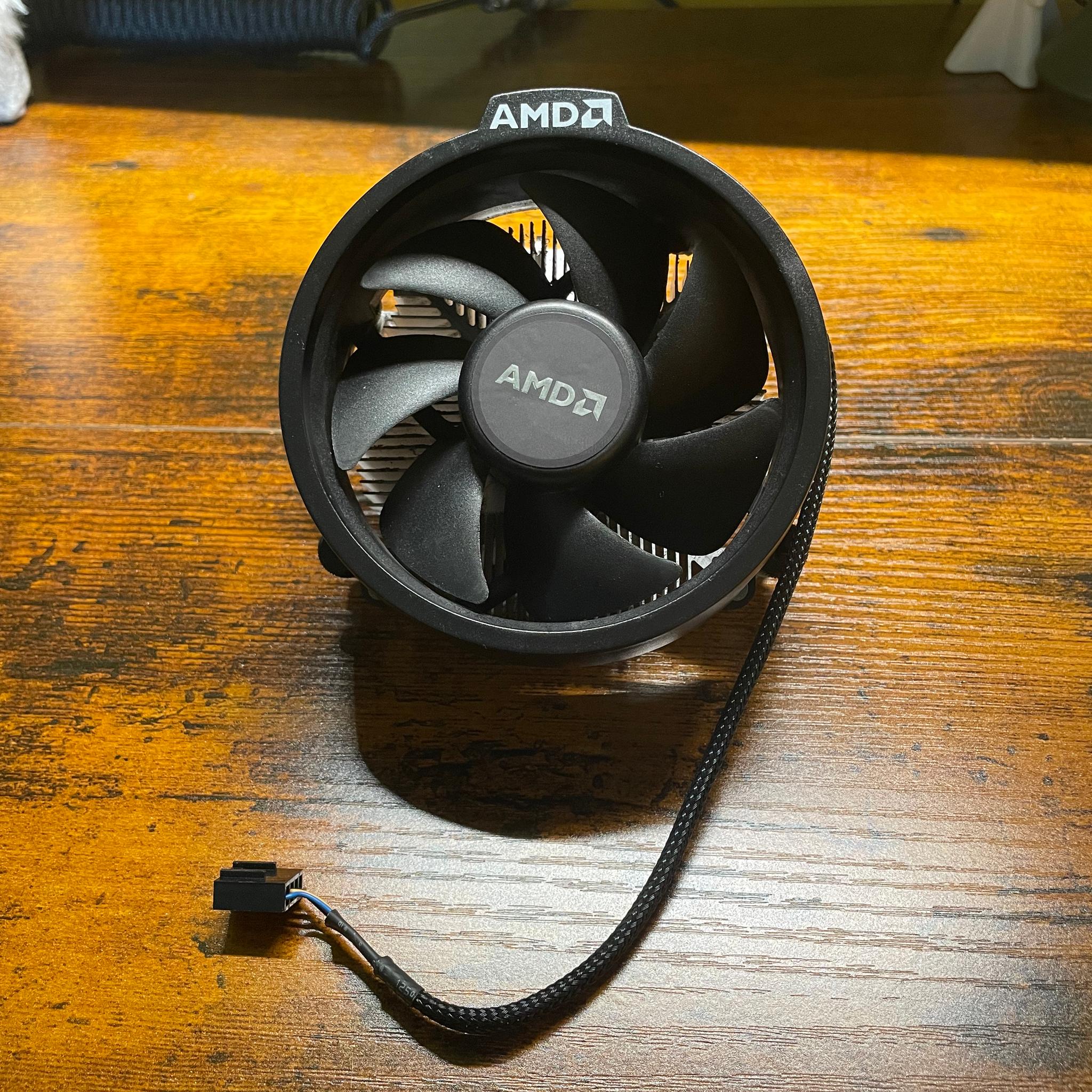 AMD Wraith Spire CPU Cooler