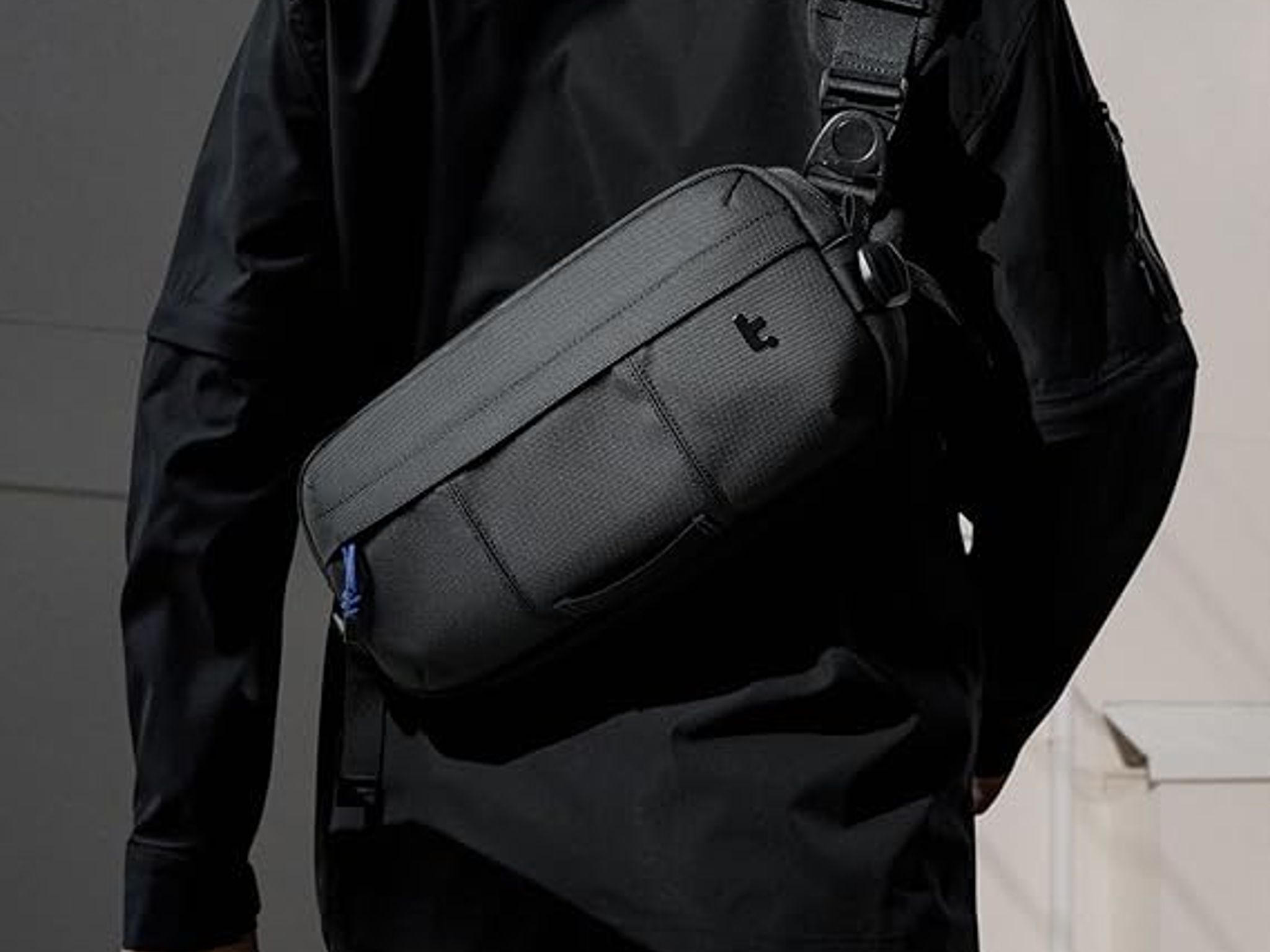 tomtoc EDC Sling Bag For Steam Deck, 5.5L Crossbody Bag