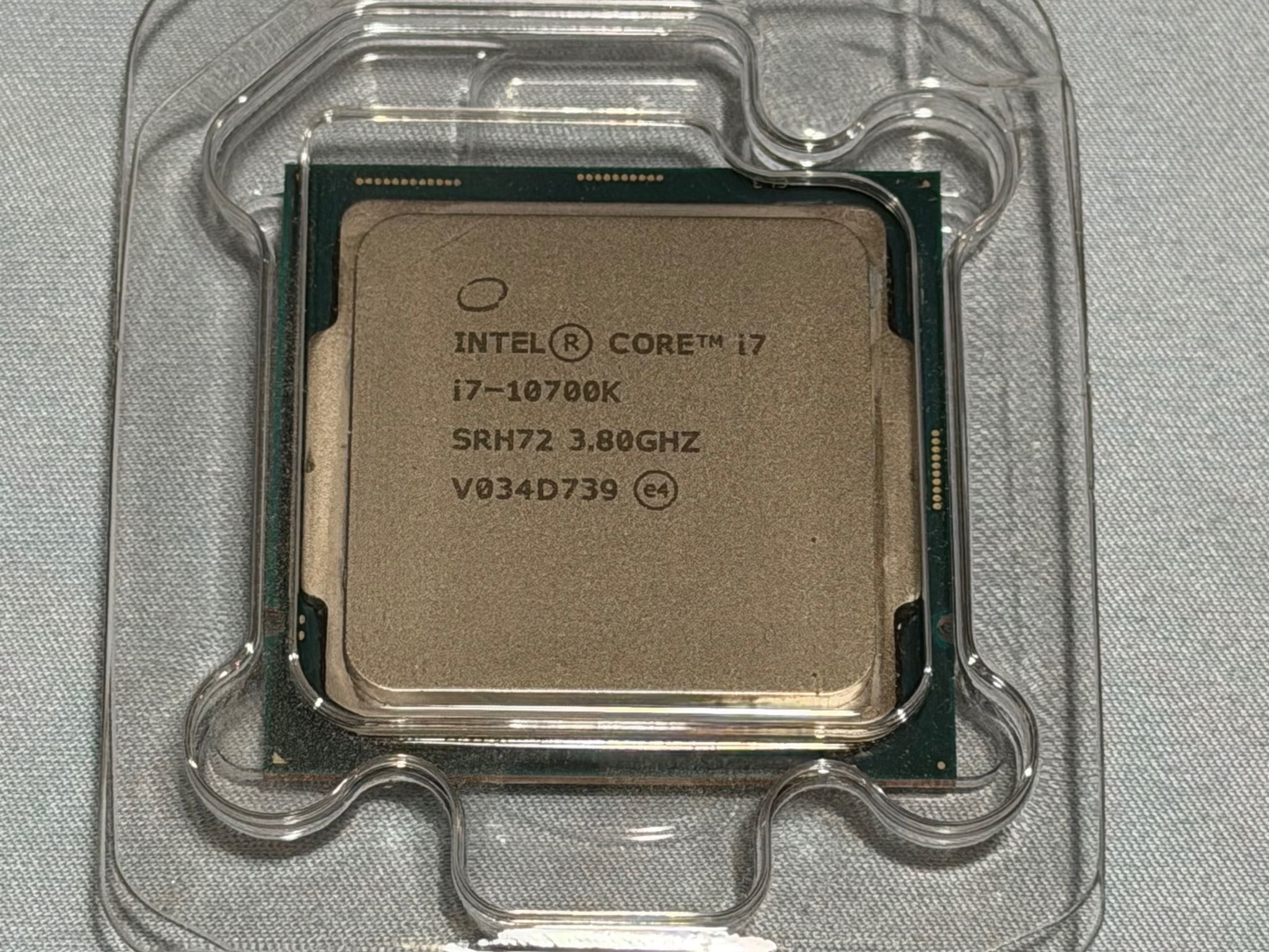 Intel Core i7 10th Gen - Core i7-10700K Comet Lake 8-Core 3.8 GHz