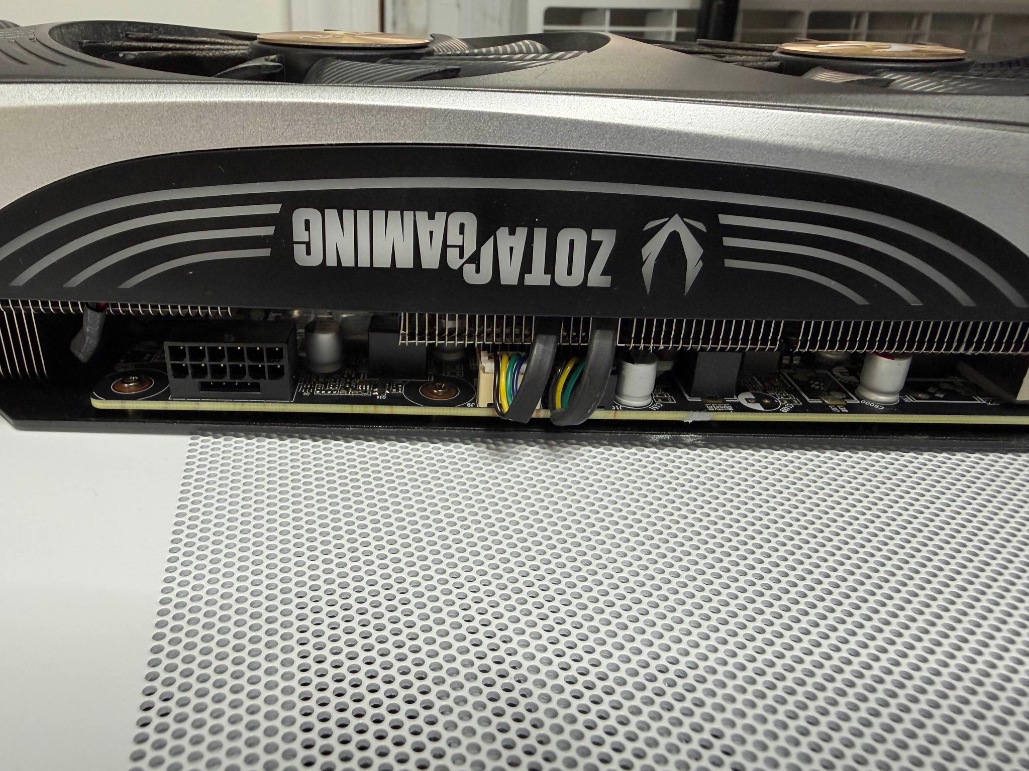 ZOTAC GAMING GeForce RTX 4070 Ti Trinity OC 12GB GDDR6X