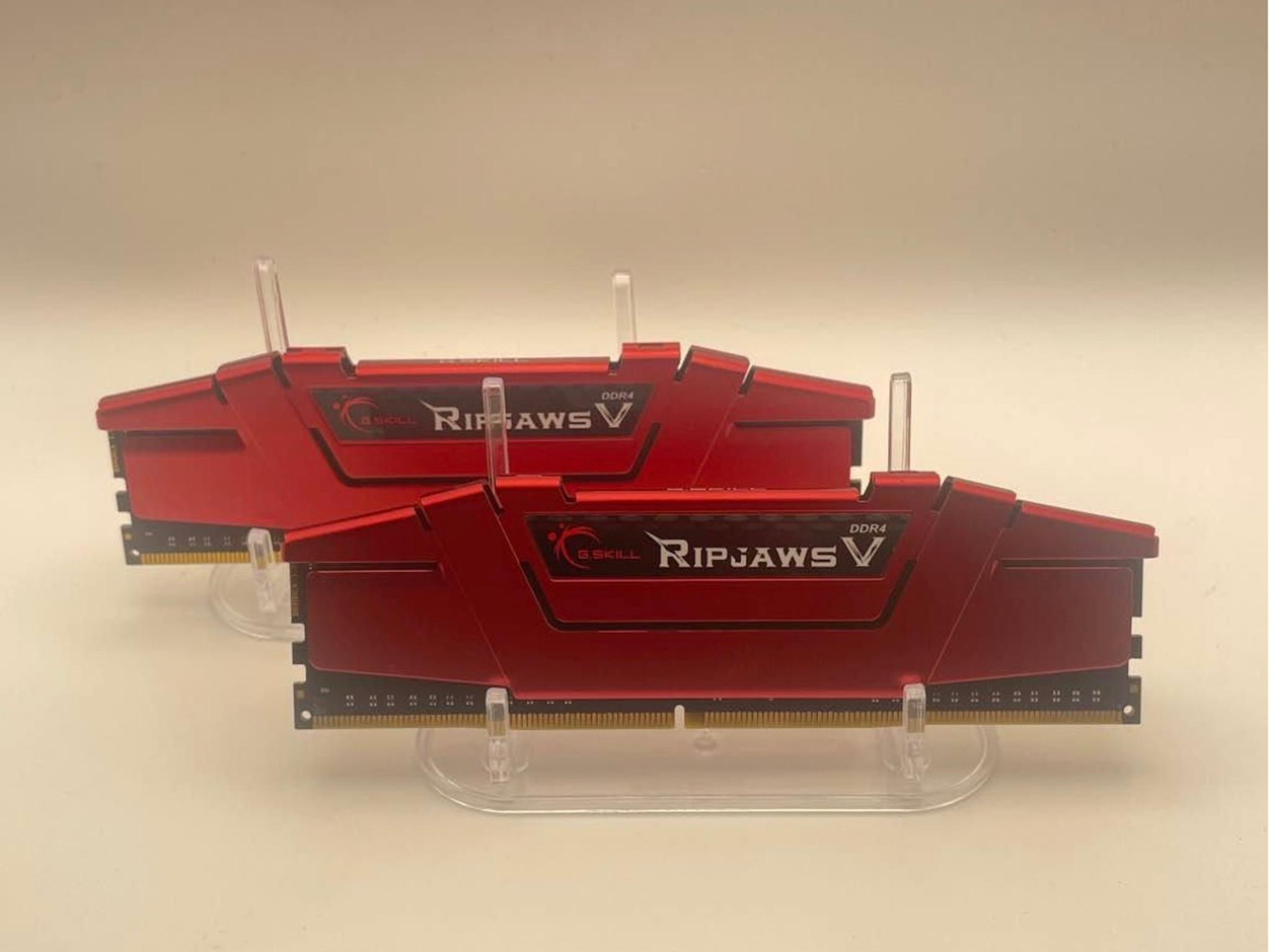 G.Skill Ripjaws V 2x4gb (8gb 2400mhz) DDR4 Ram