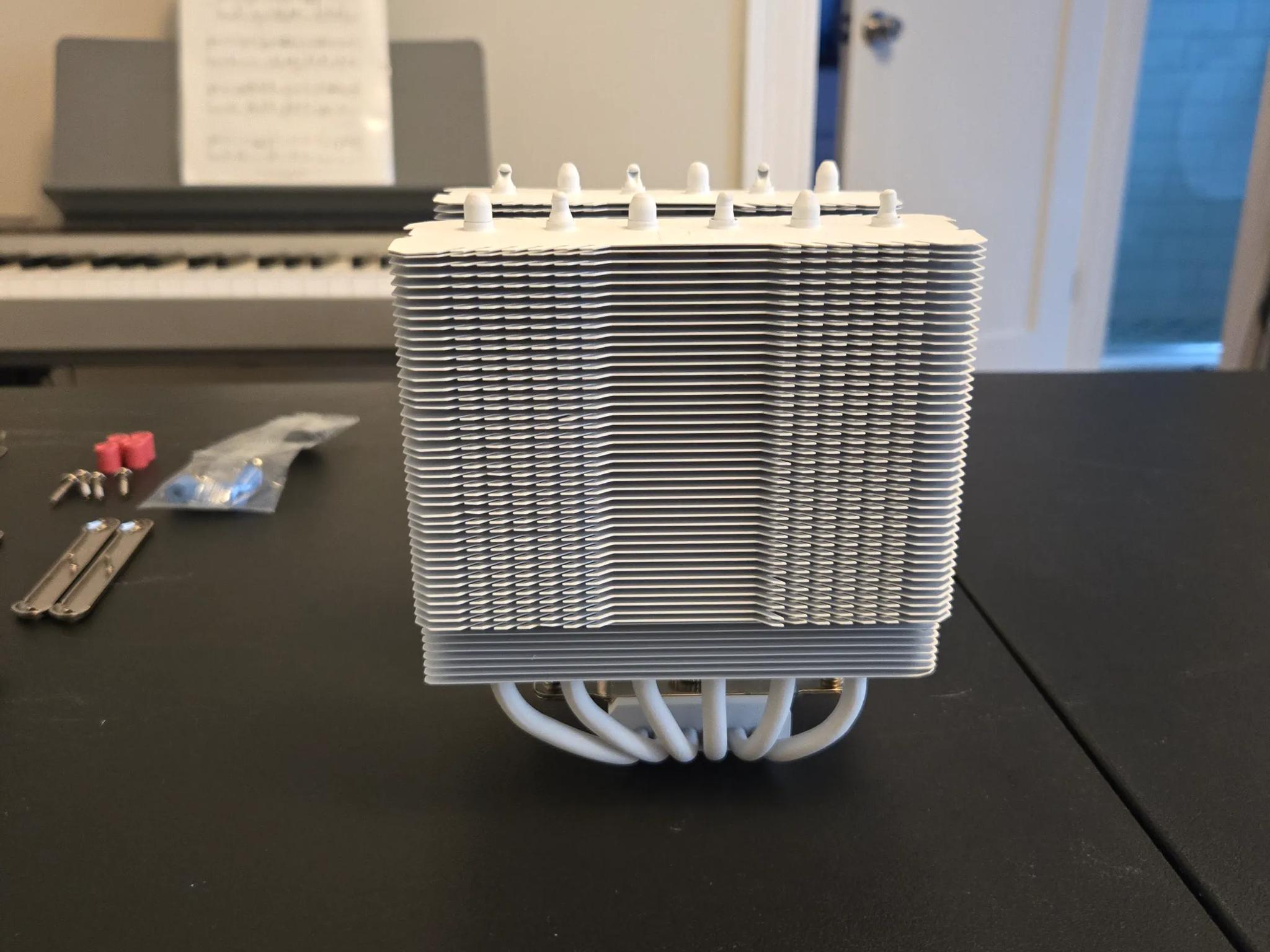 Barely Used Thermalright Peerless Assassin 120 SE White ARGB CPU Cooler