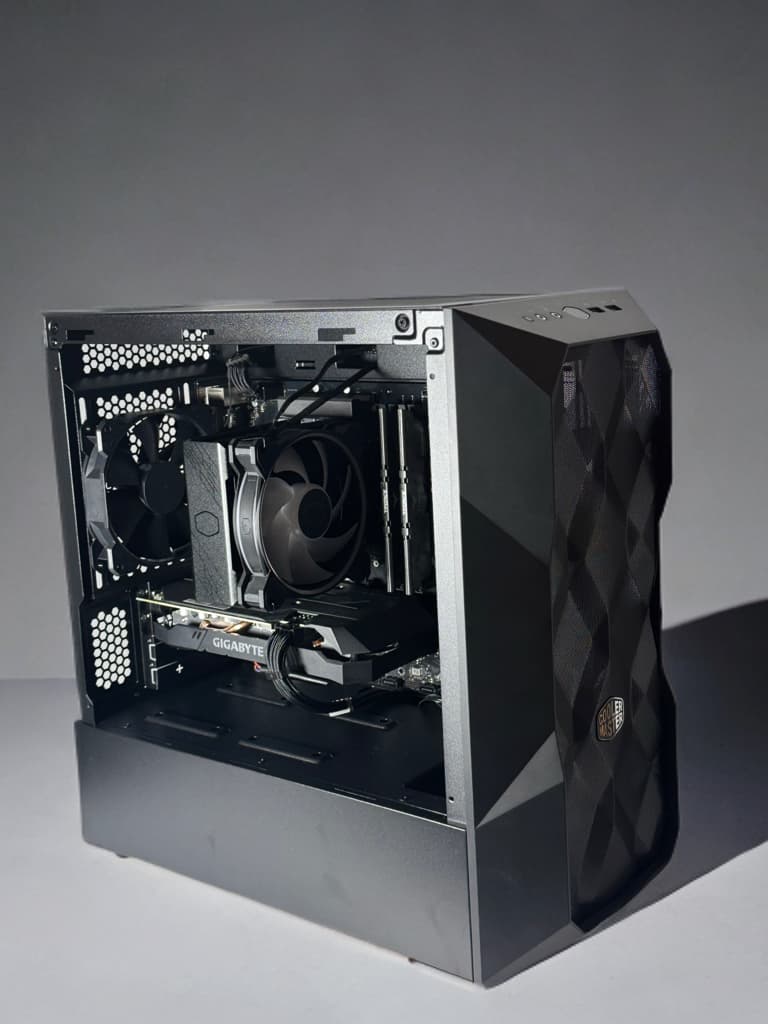 🎮 ELEGANCE👾 |INTEL I5 10400f | NVIDIA 1660 | 1TB SSD | 16GB DDR4 | WIFI/BT| WIN 11
