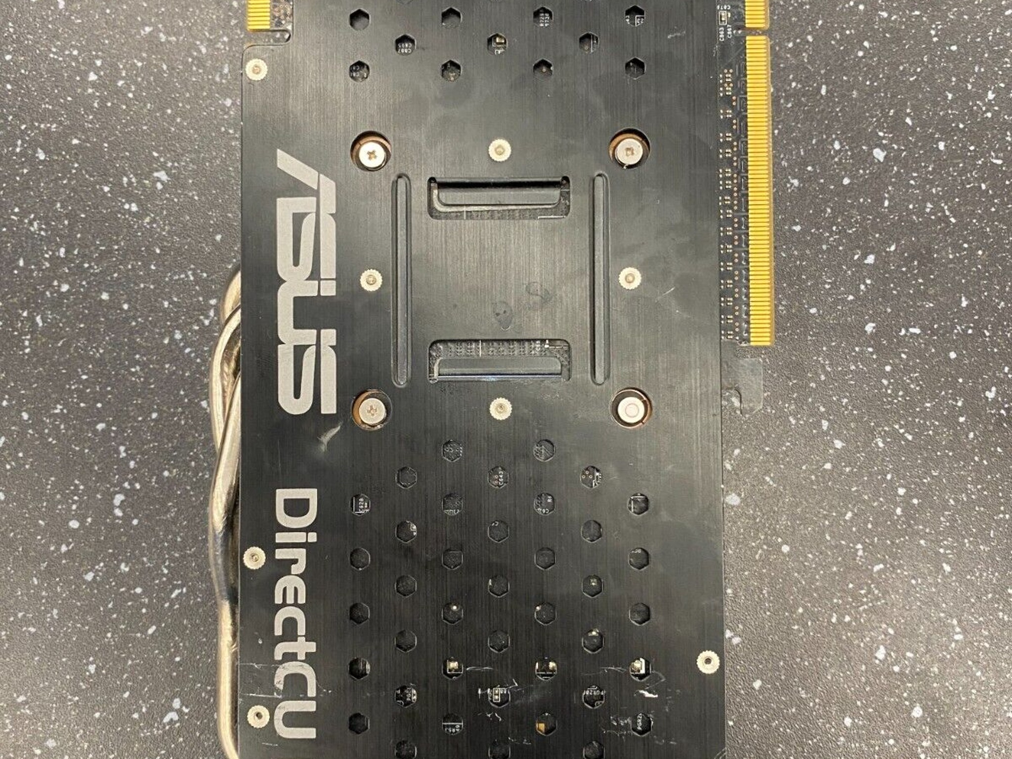 ASUS GeForce GTX 770 2GB GDDR5 Graphics Card - DisplayPort, HDMI, DVI
