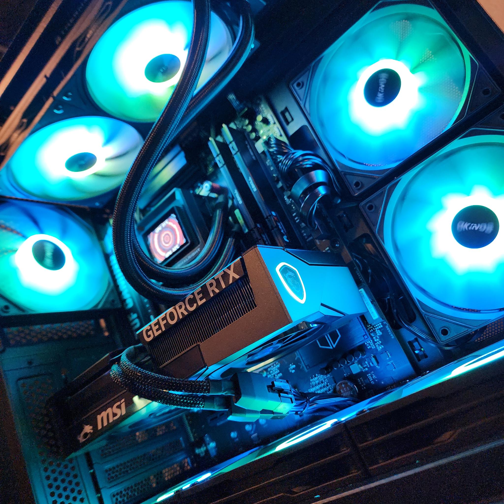Nvidia RTX 5060 Ti / Ryzen 5 7600X3D / 32GB DDR5 RAM / 1TB NVMe SSD
