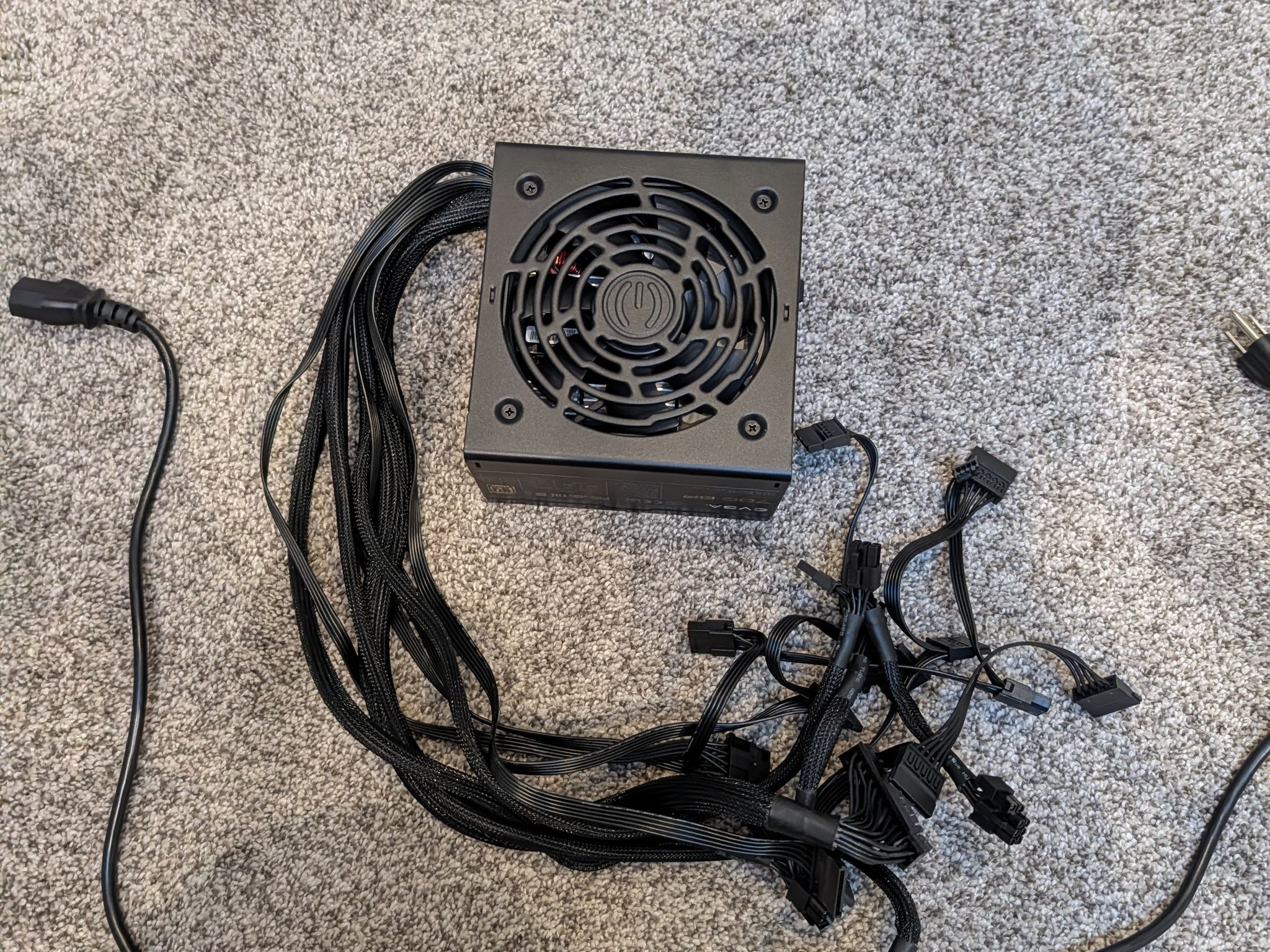 EVGA 700 Watt Bronze Power Supply
