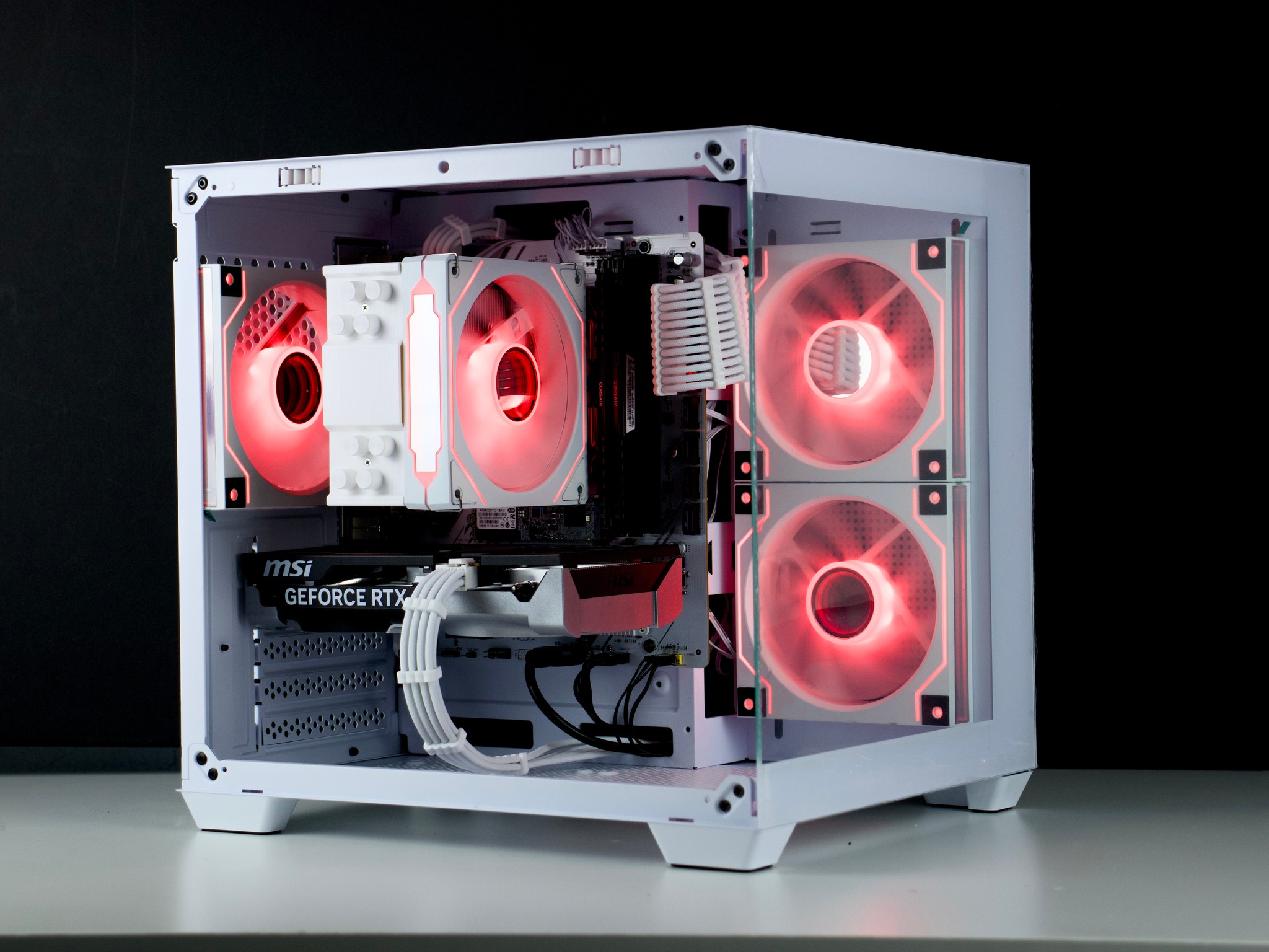 🧊❄️🧊 White Gaming PC – RTX 5060, Ryzen 5 5600X, 32GB RAM, 960GB SSD - WiFi, BlueTooth 🧊❄️🧊