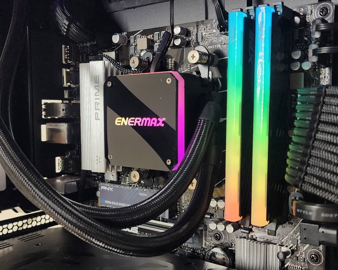 Gaming PC Ryzen 7 9700X 32GB RAM 2TB SSD RX 7900 XT 20GB Windows 11 Computer