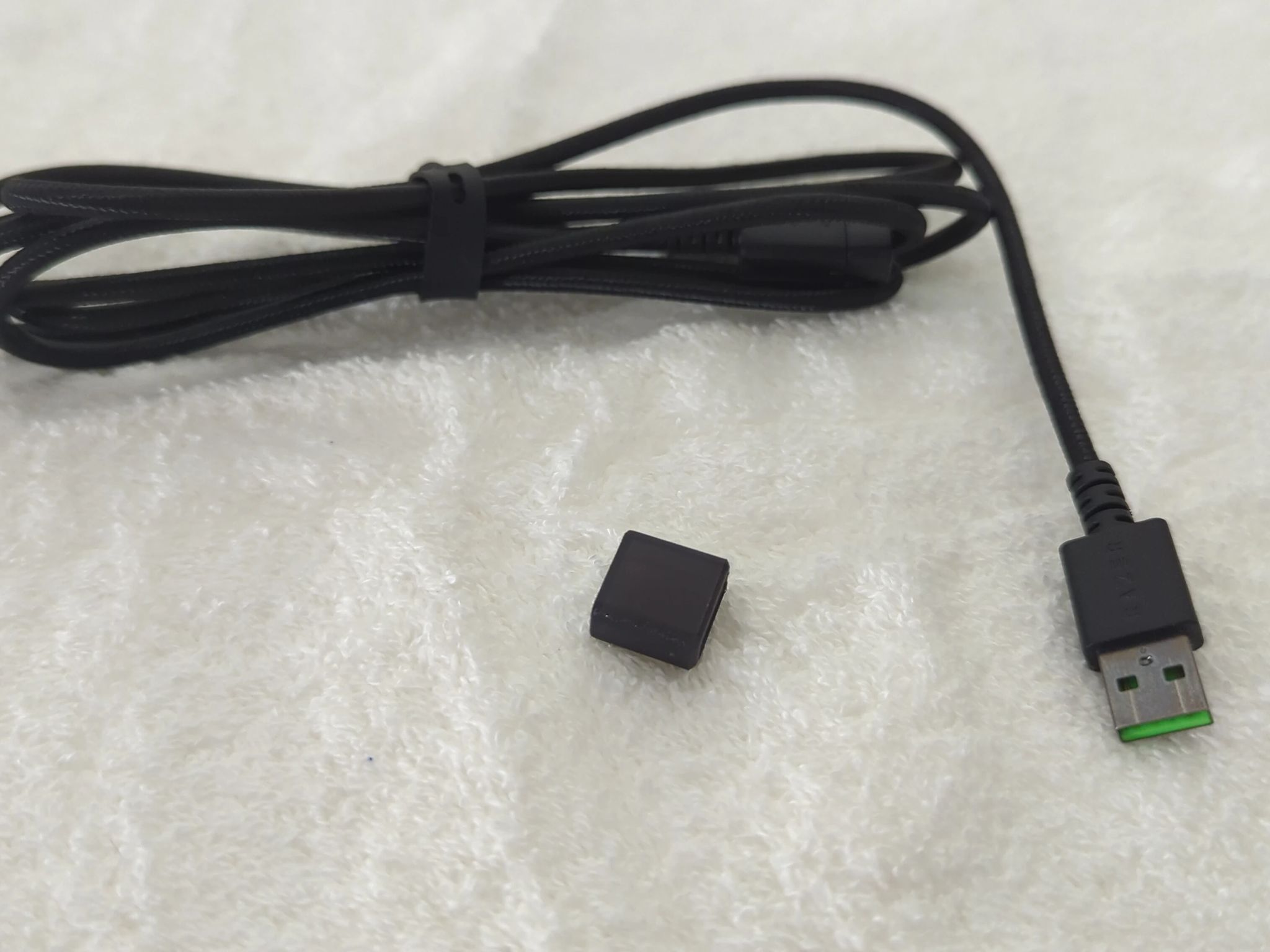 Razer Huntsman Tournament Edition RGB mechanical keyboard in excellent condition and barely used!